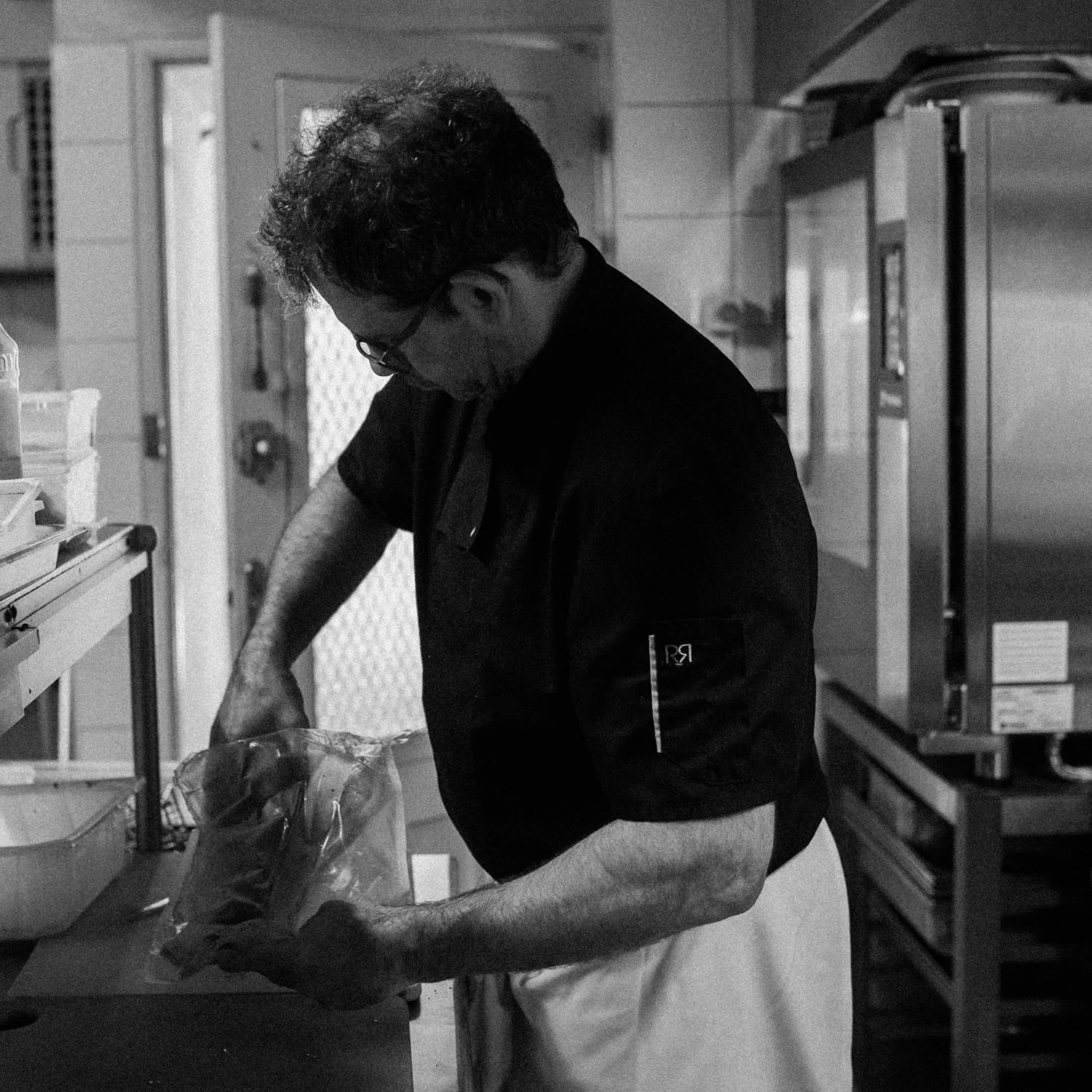 Restaurant/places to eat in Hôtel De France