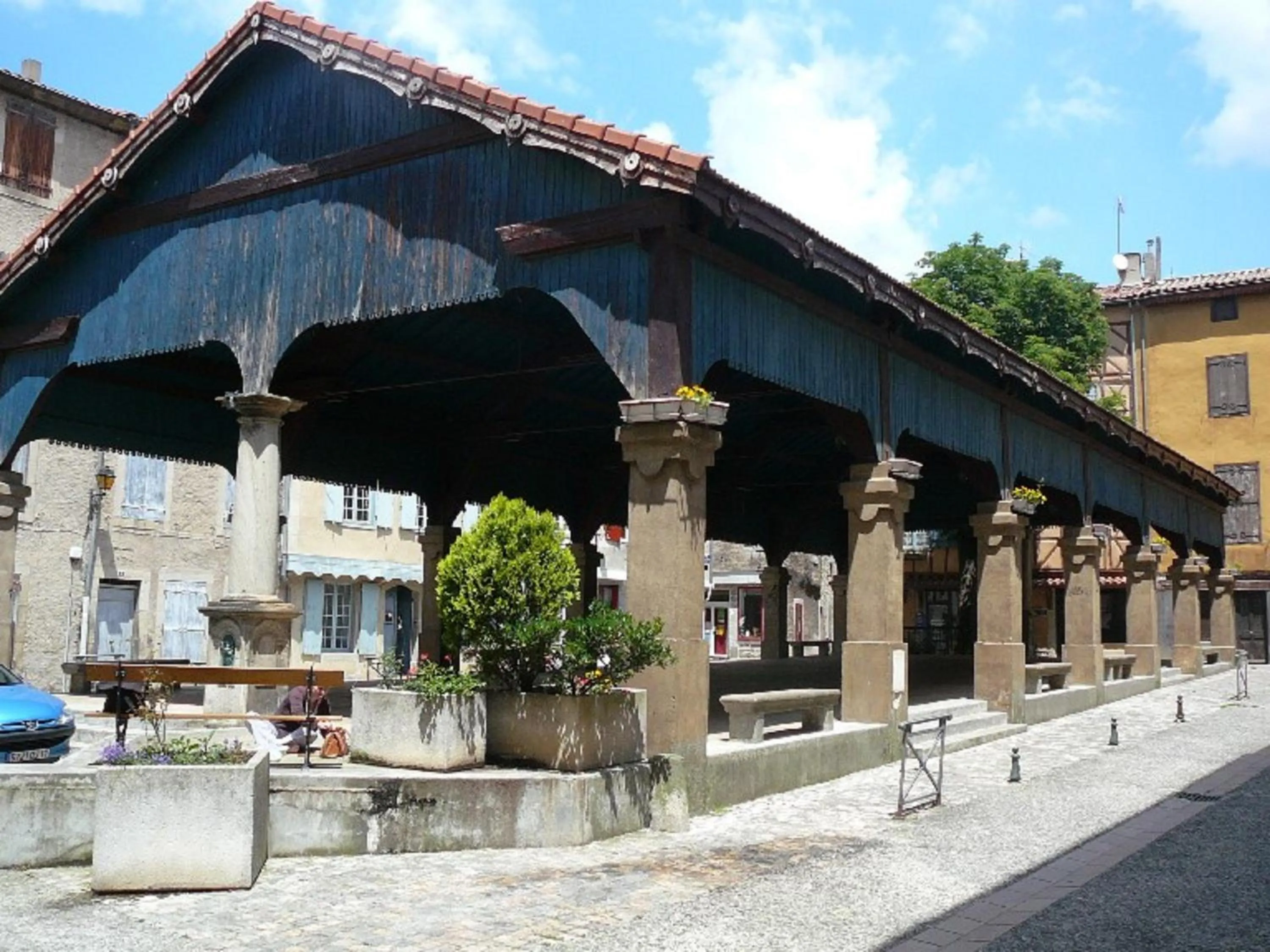 Landmark view in Hôtel De France