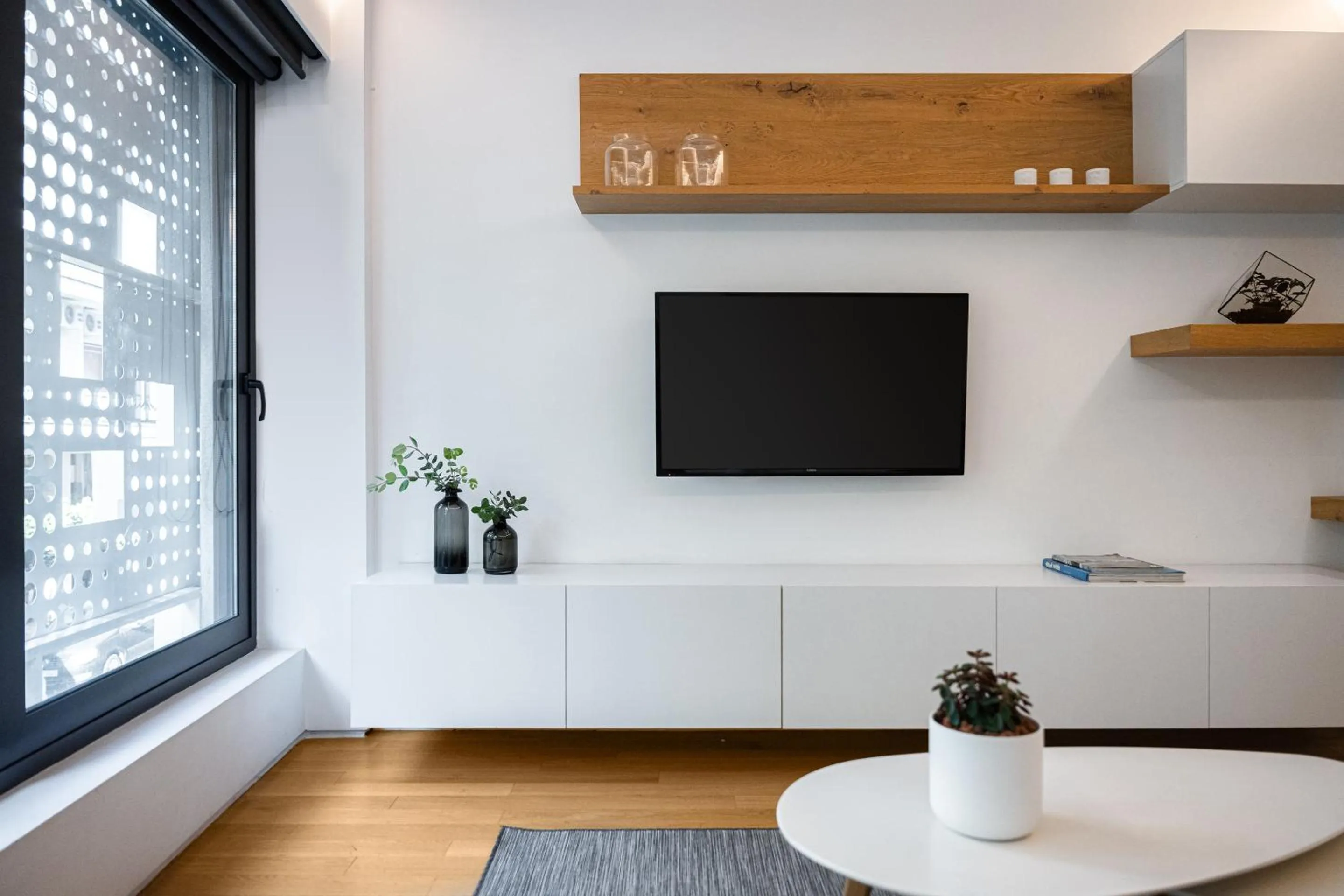 TV and multimedia in Urban Stripes Athens