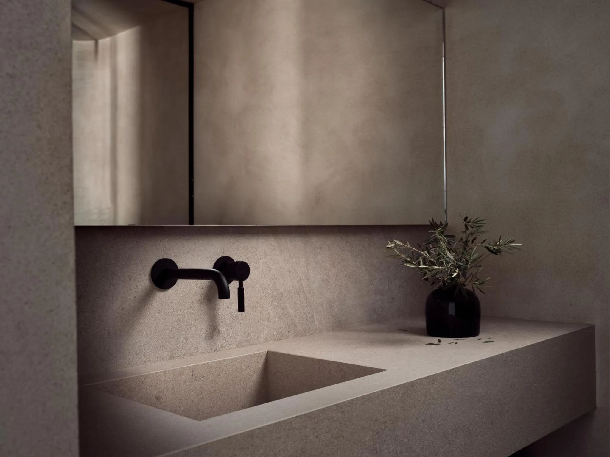 Bathroom in Urban Stripes Athens