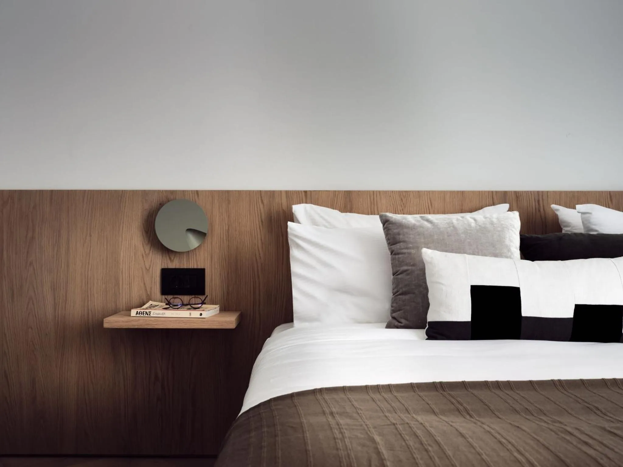 Bed in Urban Stripes Athens