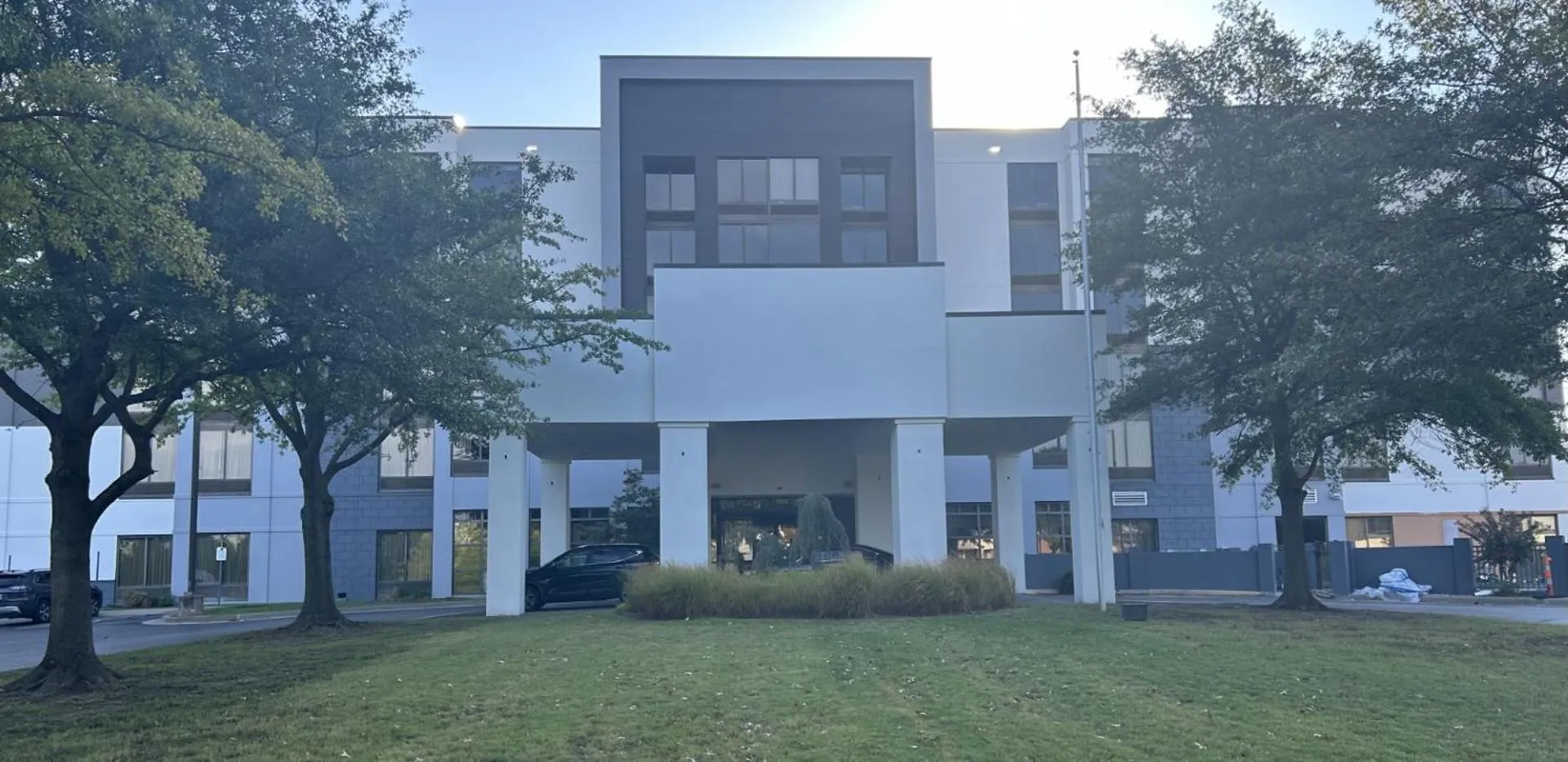 Property building in Hyde Park Hotel