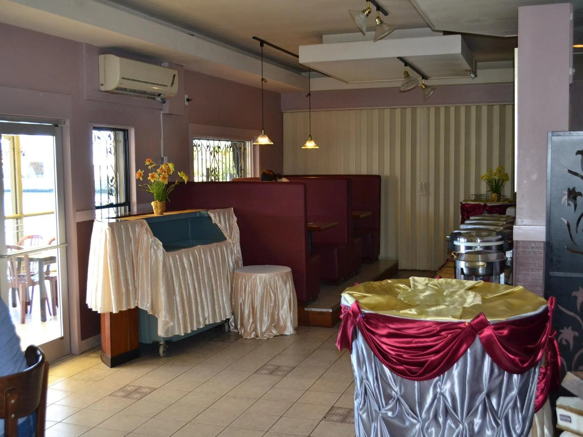 Restaurant/places to eat in West Plaza Malakal