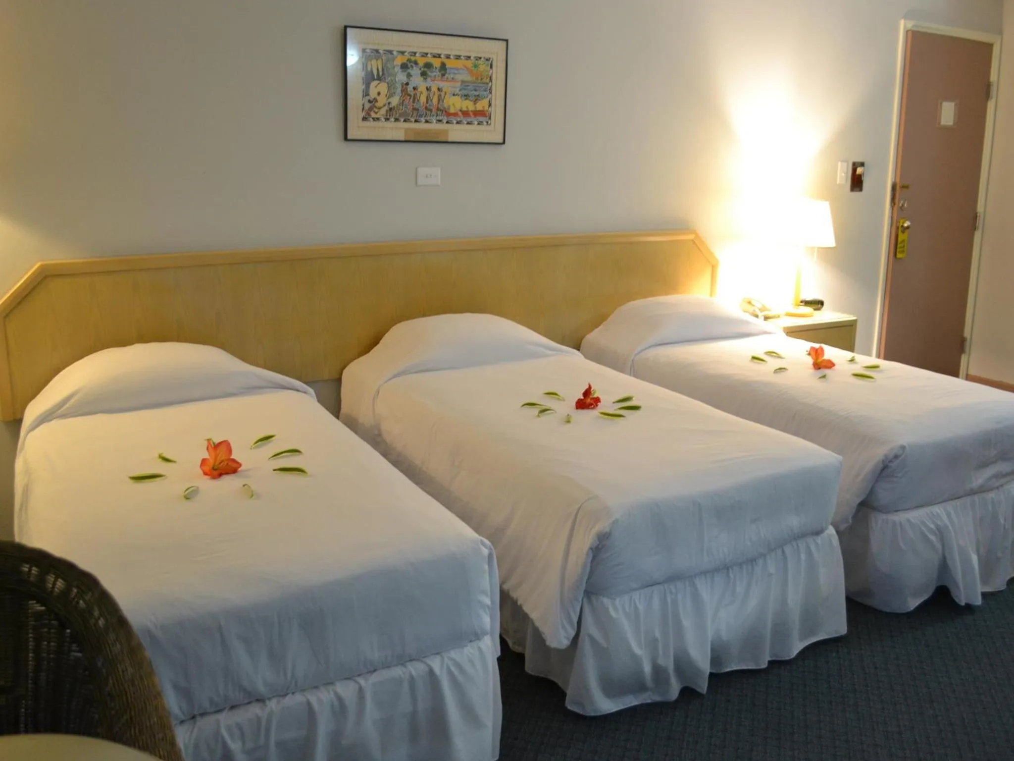 Bedroom, Bed in West Plaza Desekel