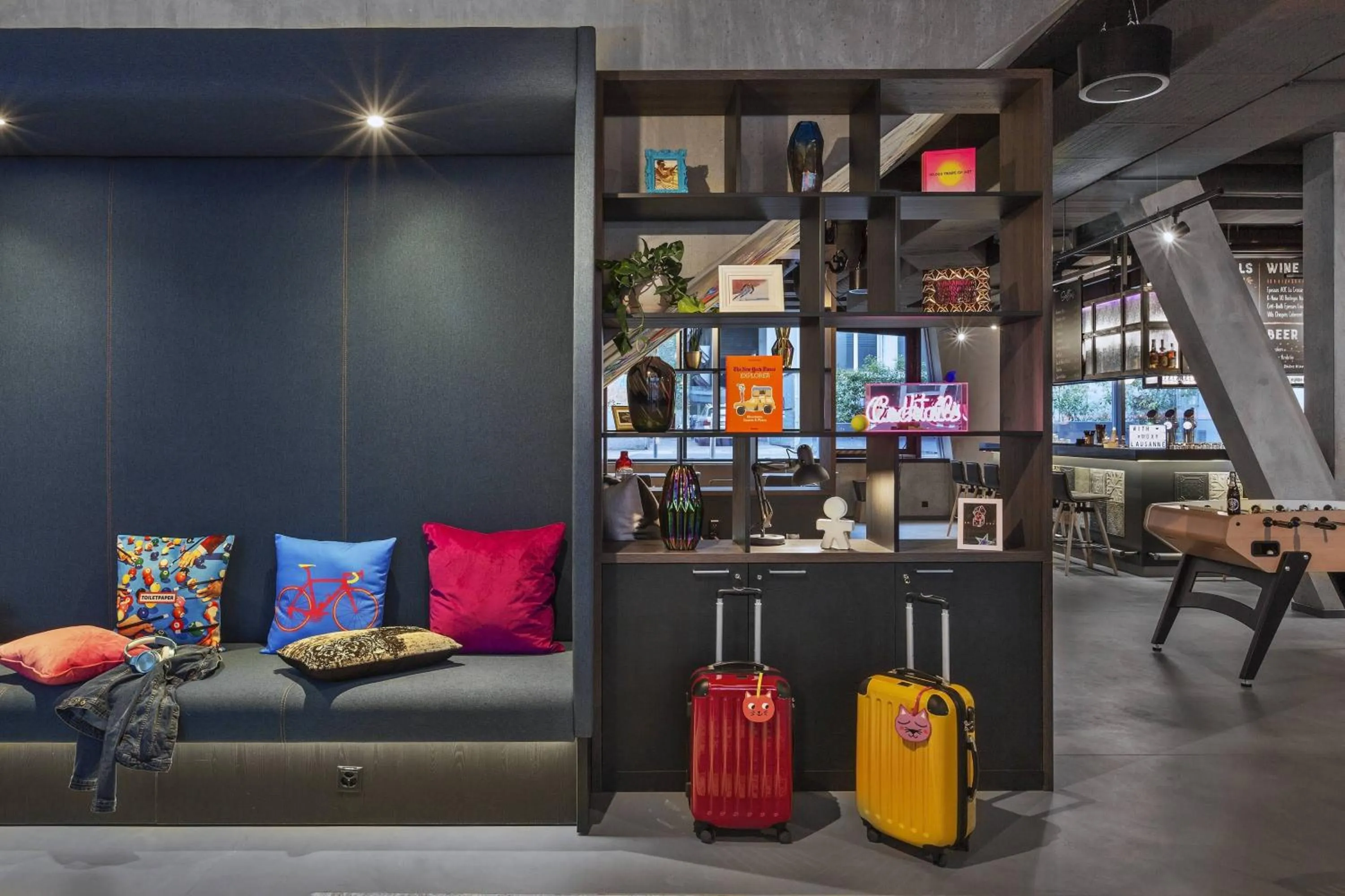 Lobby or reception in Moxy Lausanne City