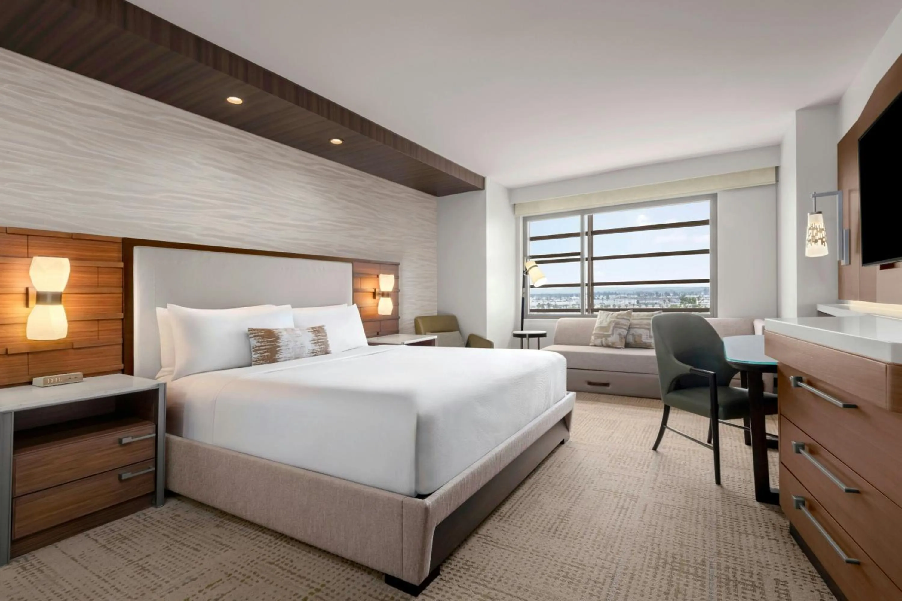 Bedroom, Bed in JW Marriott, Anaheim Resort