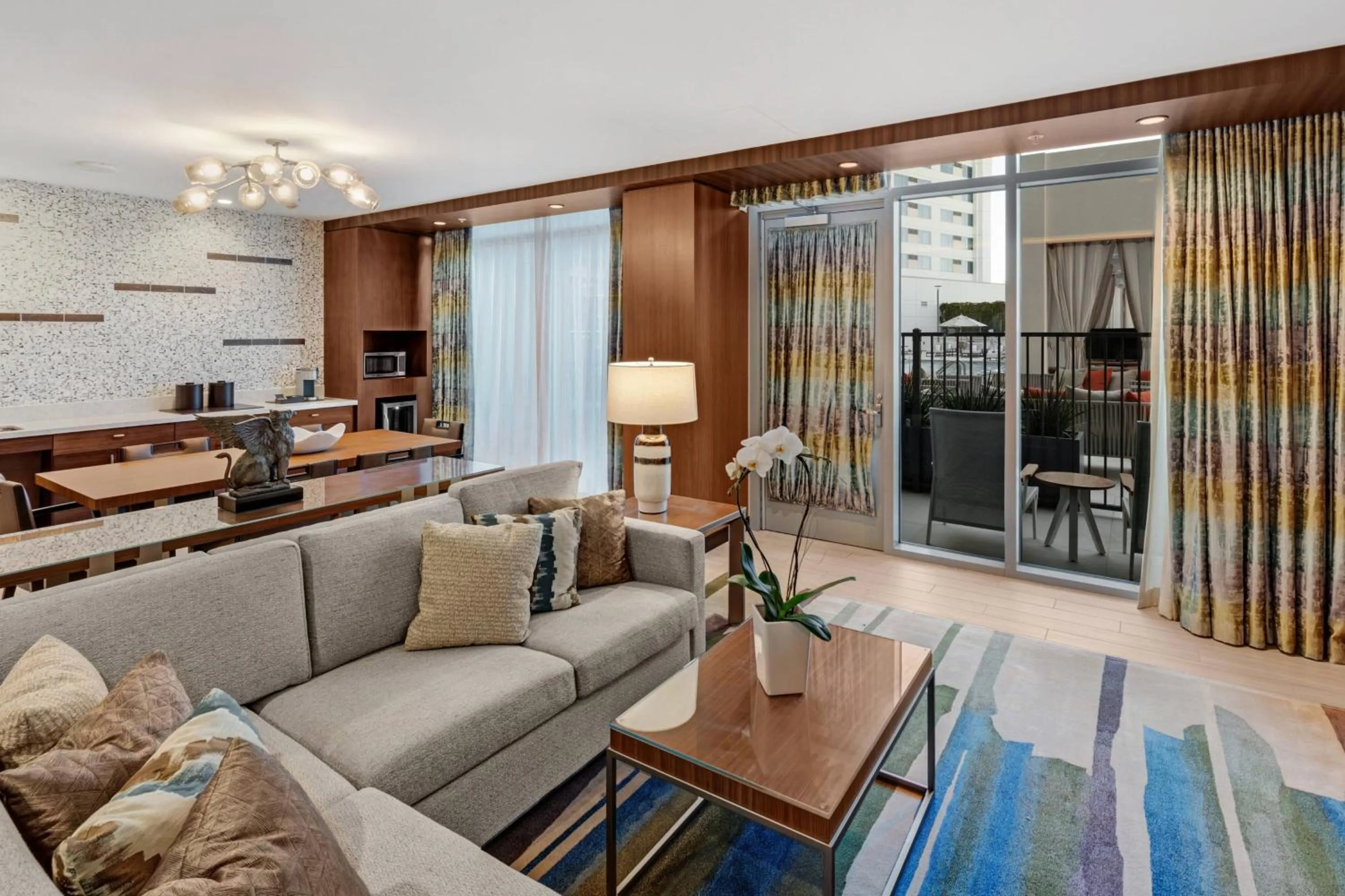 Living room in JW Marriott, Anaheim Resort