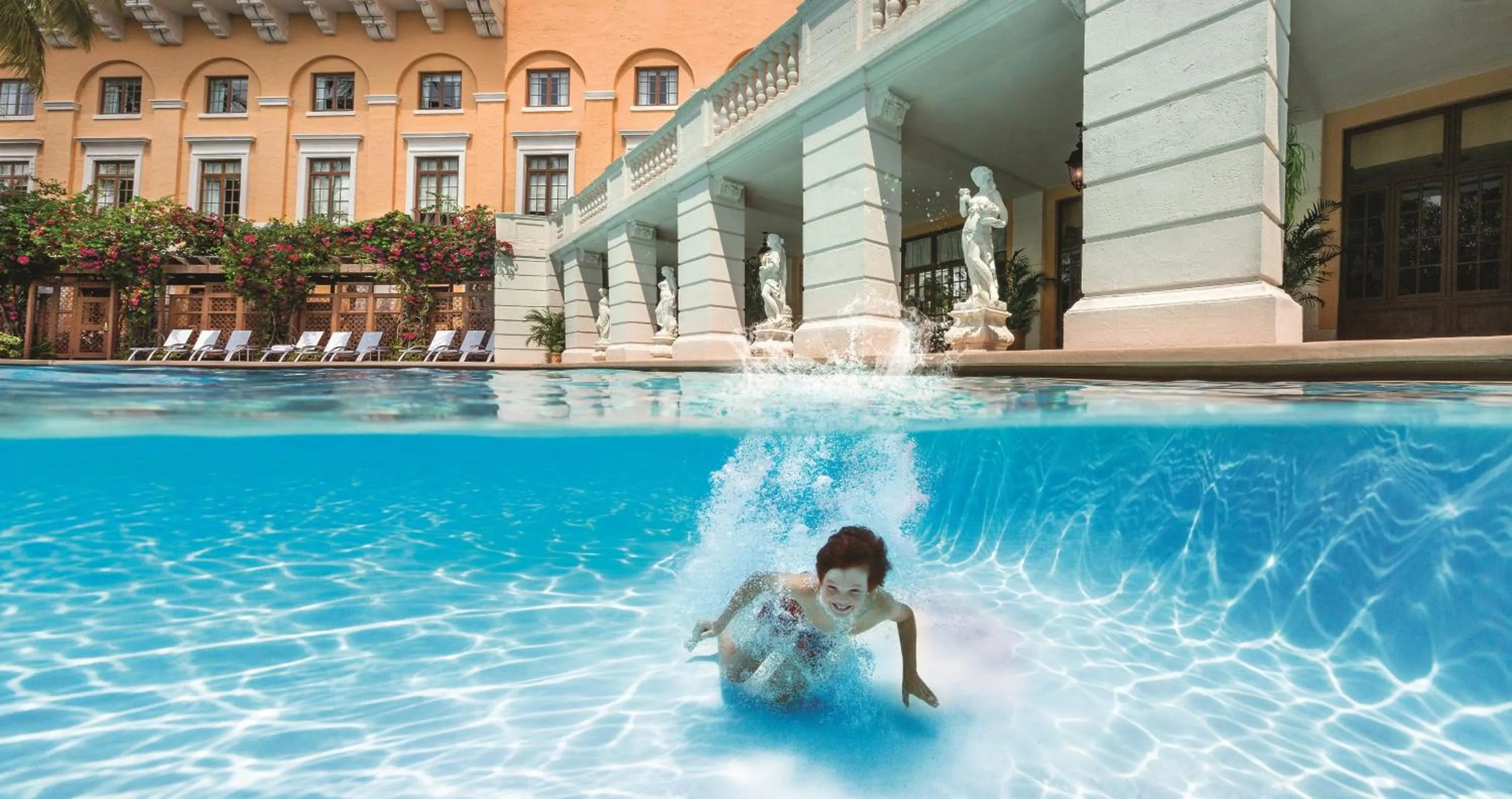 Swimming pool in Biltmore Hotel Miami Coral Gables