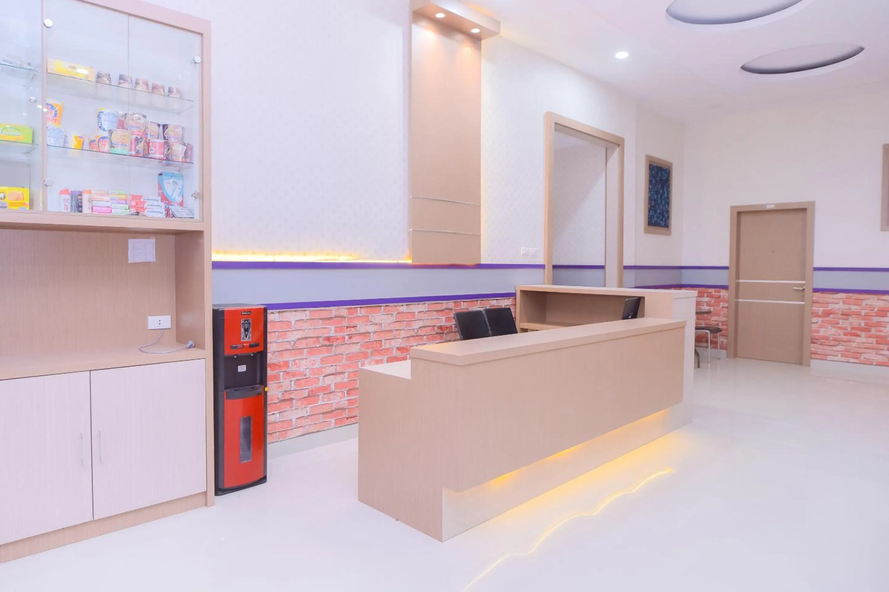 Lobby or reception in Capital O 2018 Ring Road Guest House Syariah
