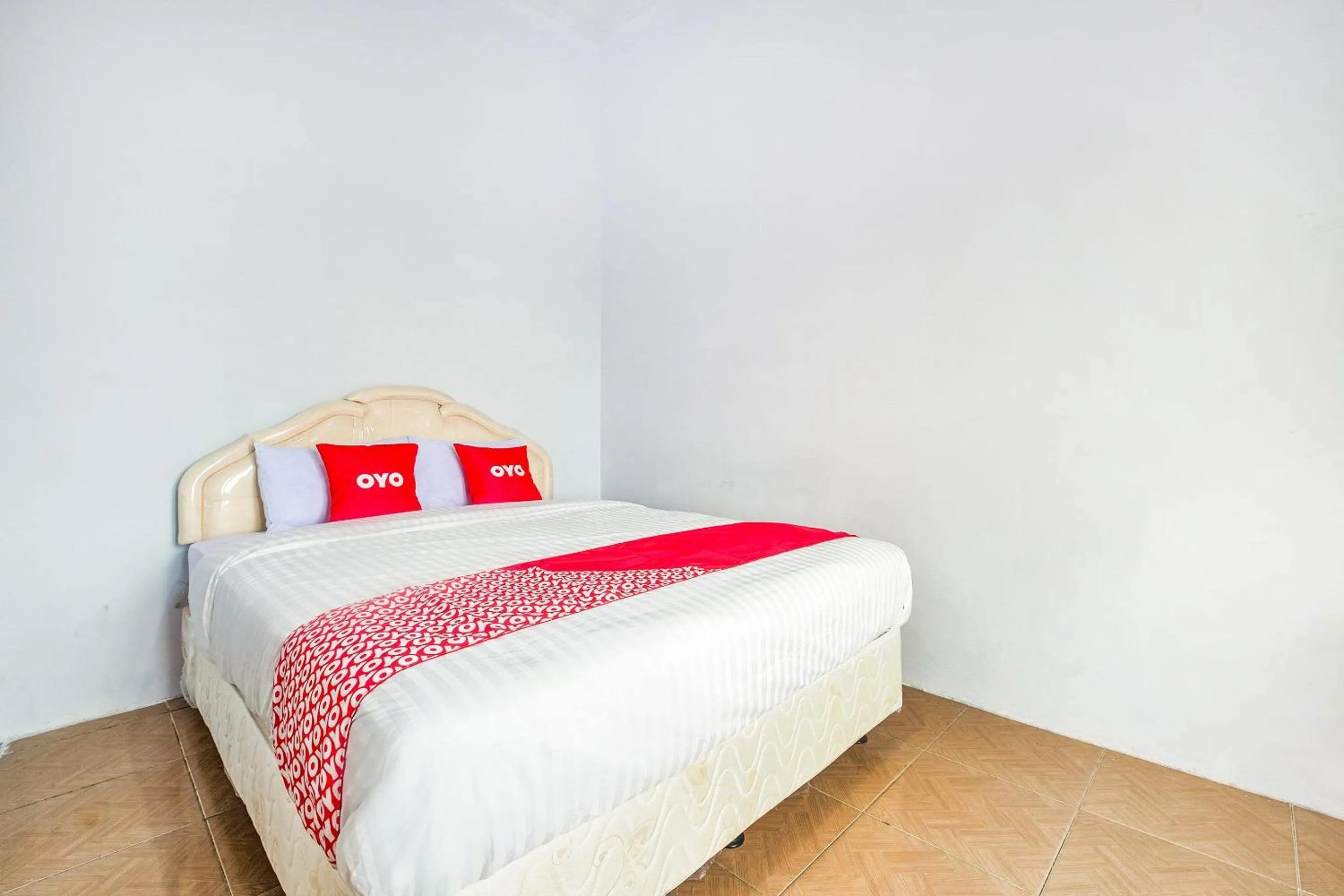 Bedroom in OYO 1906 Zhafira Guest House Syariah