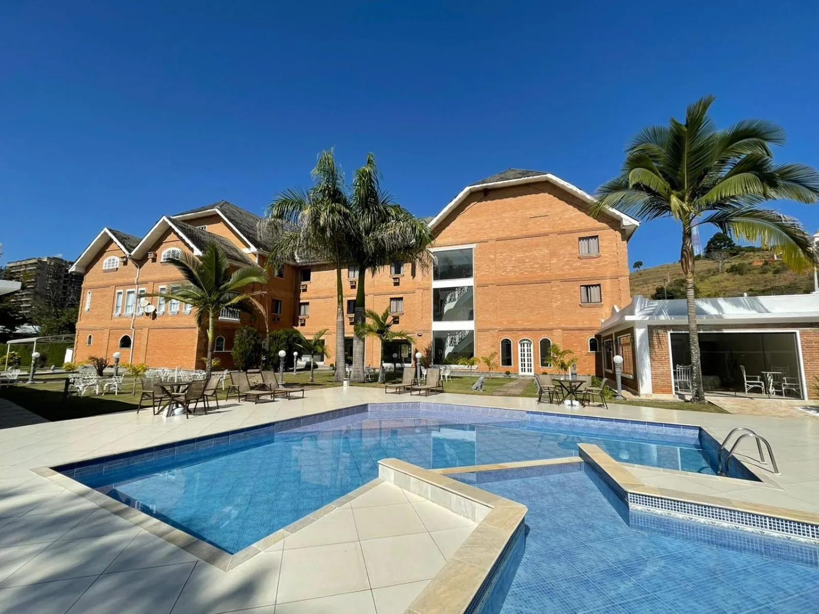 Swimming pool in Grand Ville Hotel