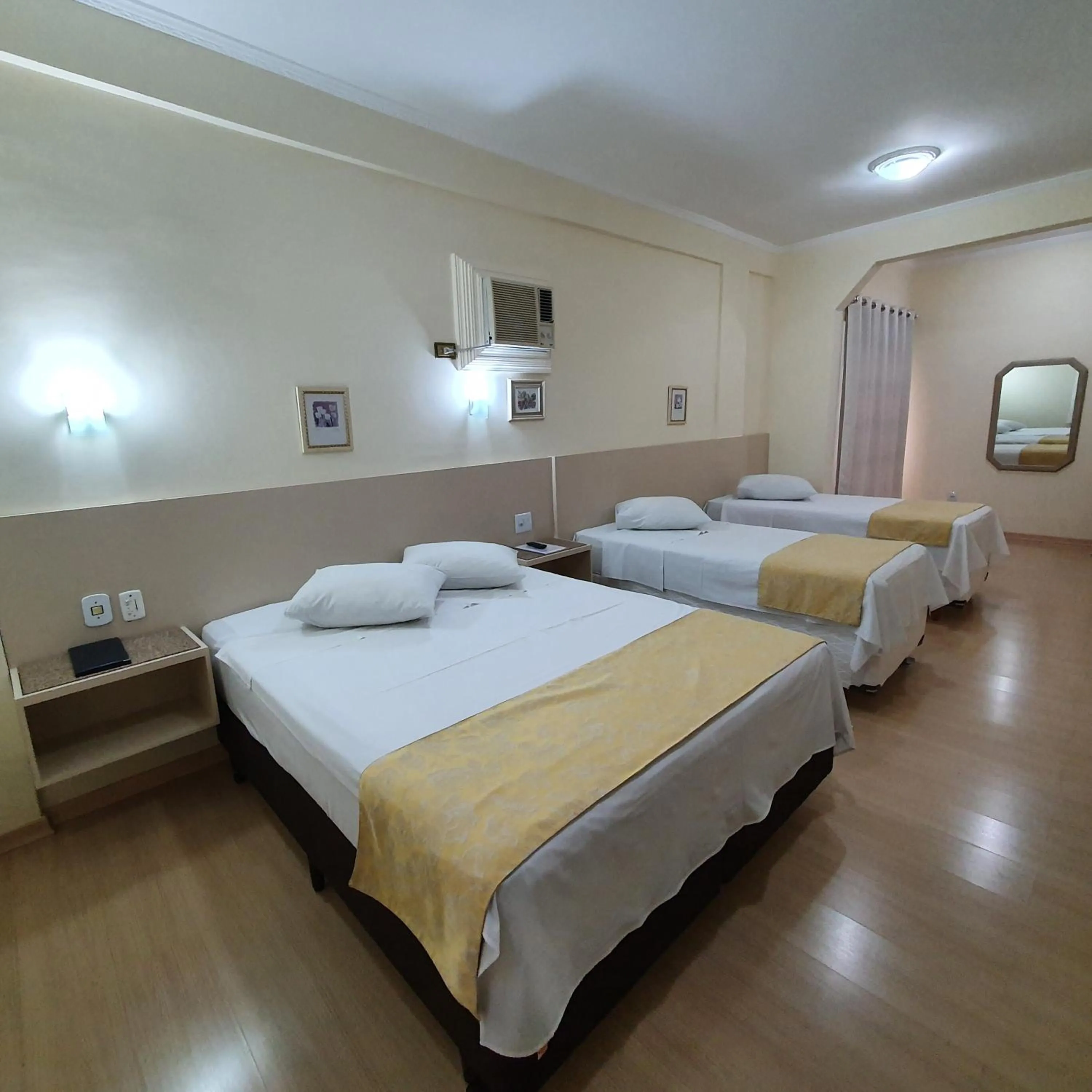 Bedroom, Bed in Grand Ville Hotel