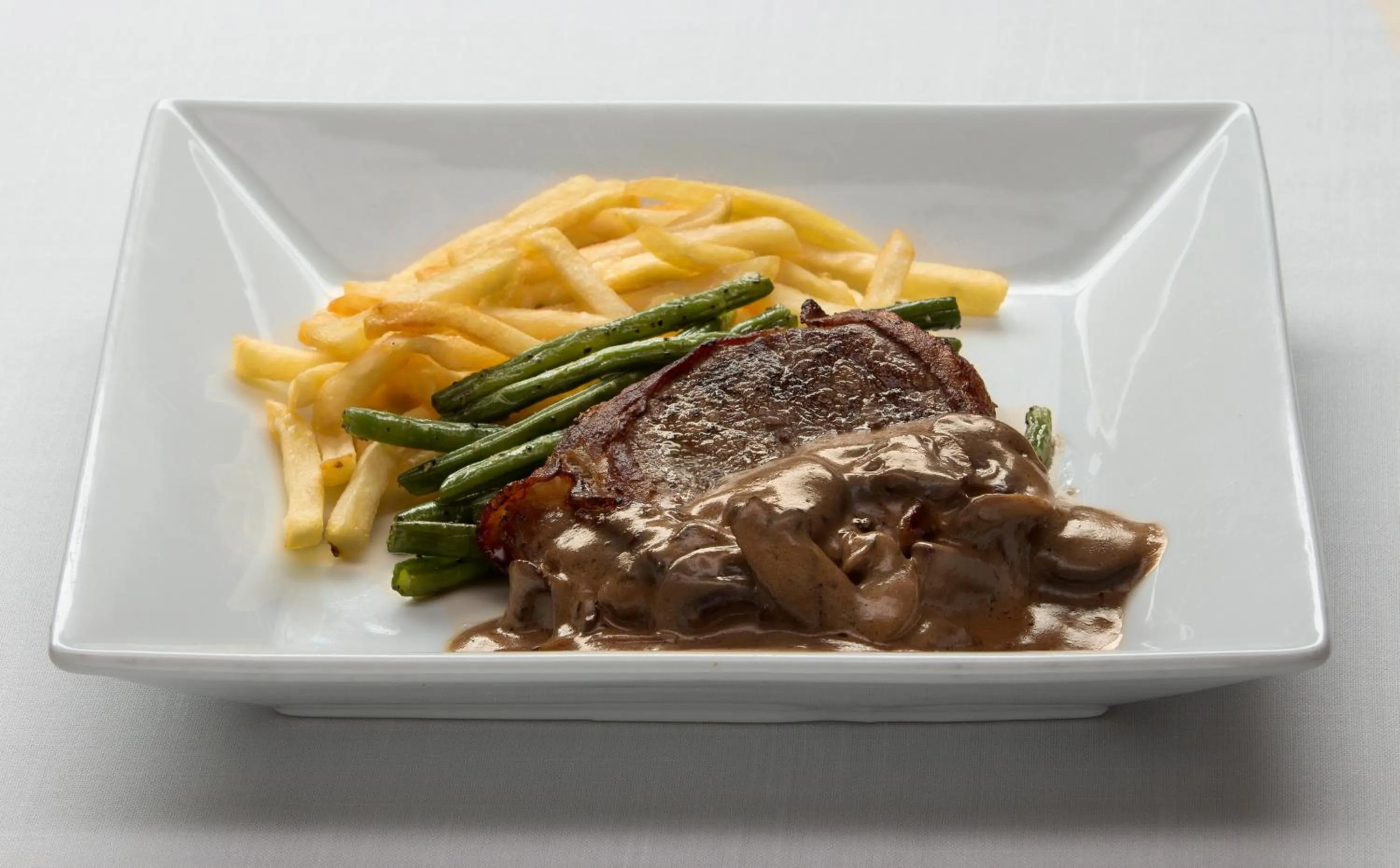 Restaurant/places to eat in Hotel Ciudad Vieja