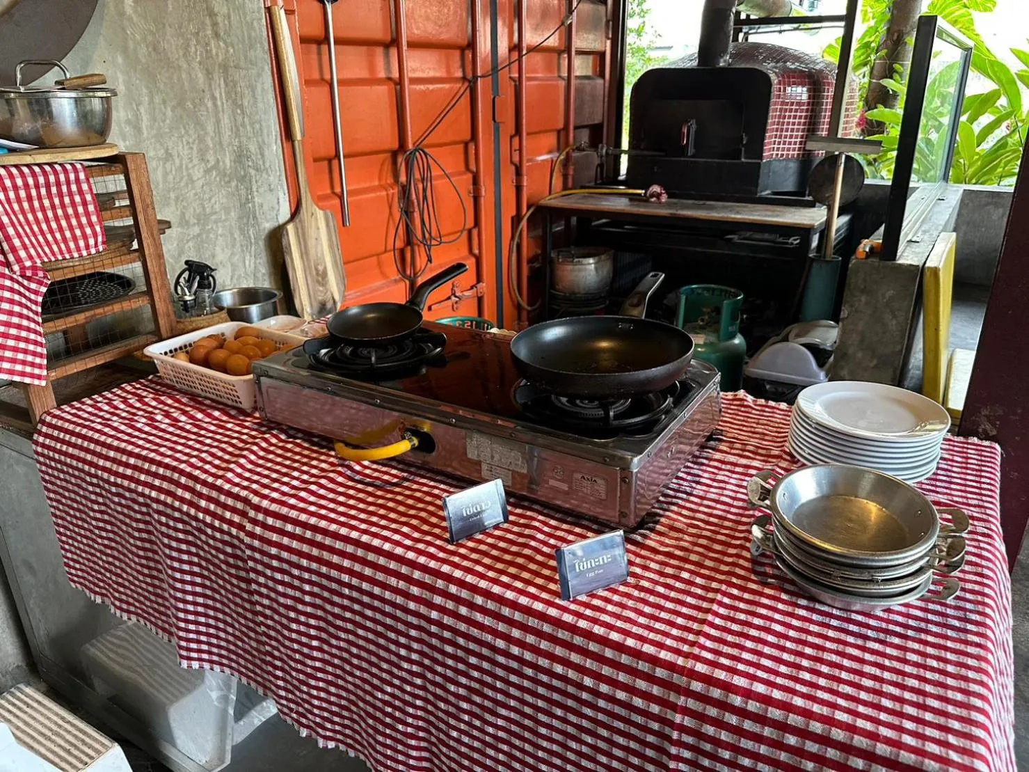 Food and drinks in The Terminal Khon Kaen Hotel