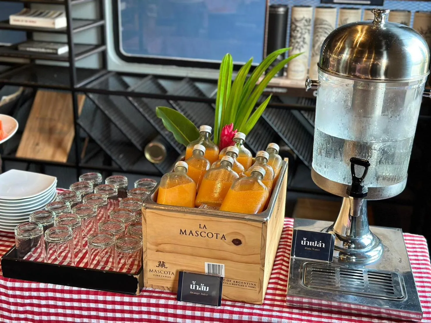 Food and drinks in The Terminal Khon Kaen Hotel