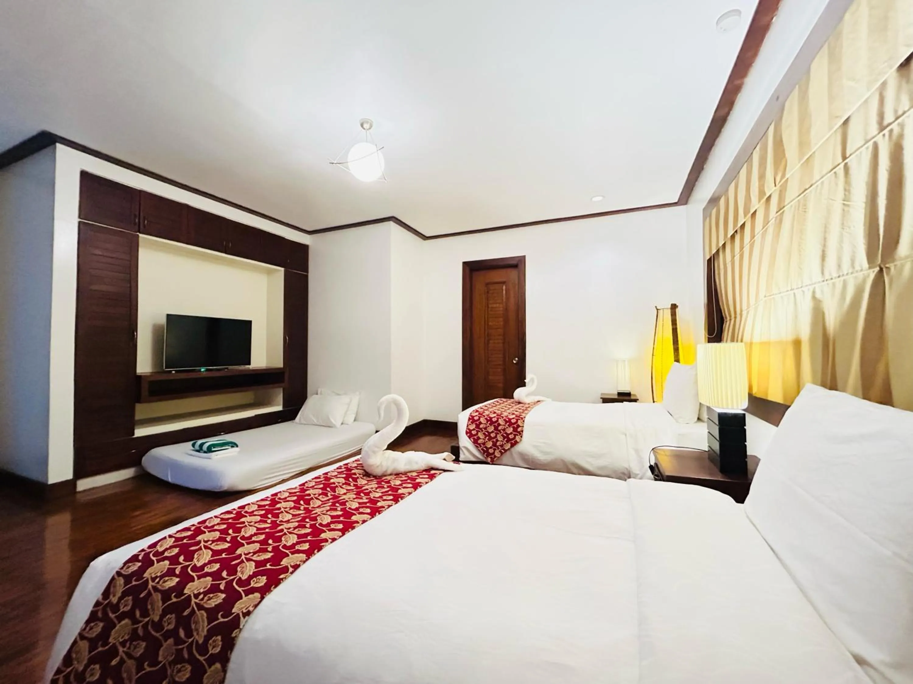 Bedroom, Bed in Sheridan Boutique Resort Iloilo