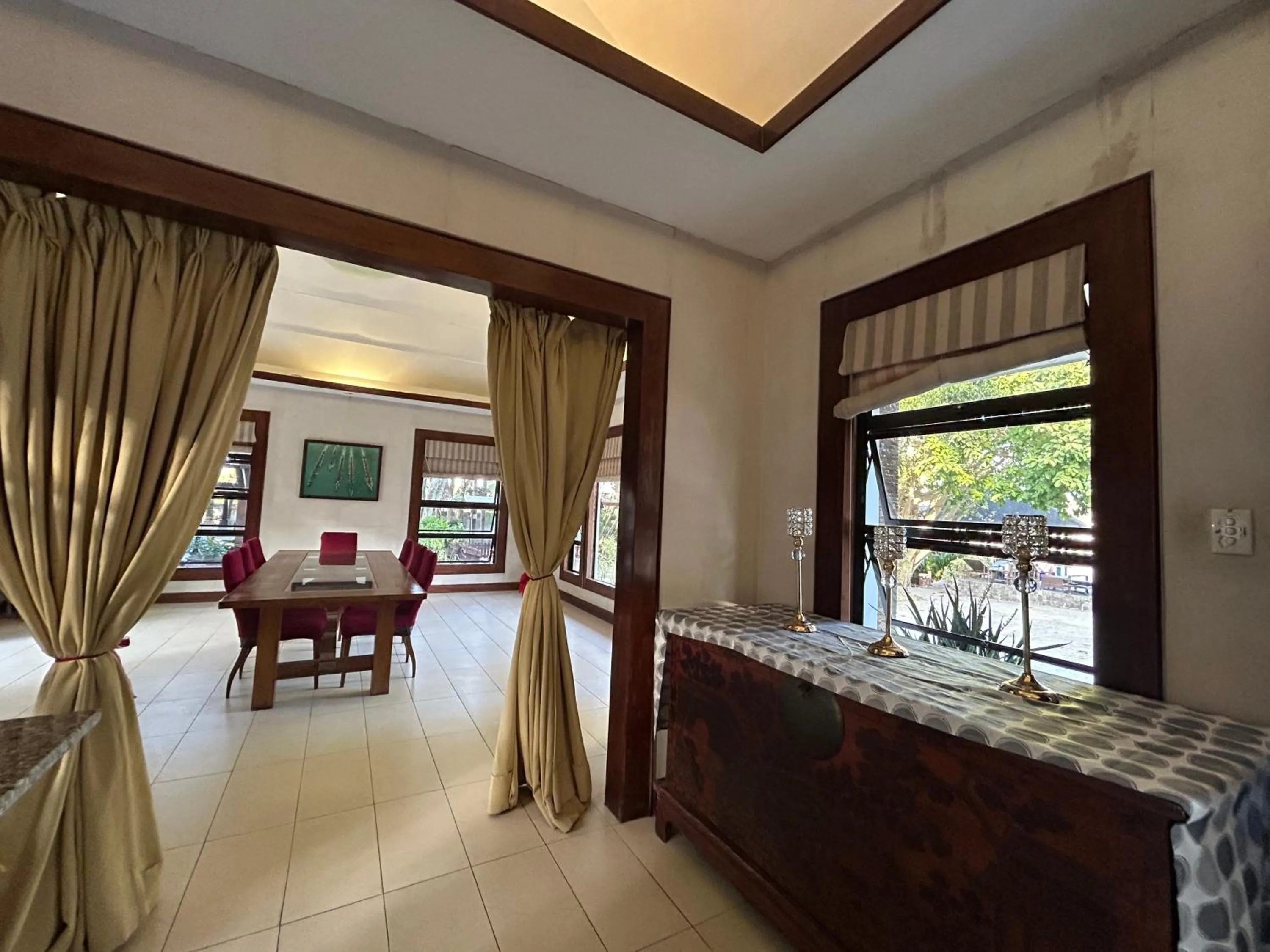 Lobby or reception in Sheridan Boutique Resort Iloilo