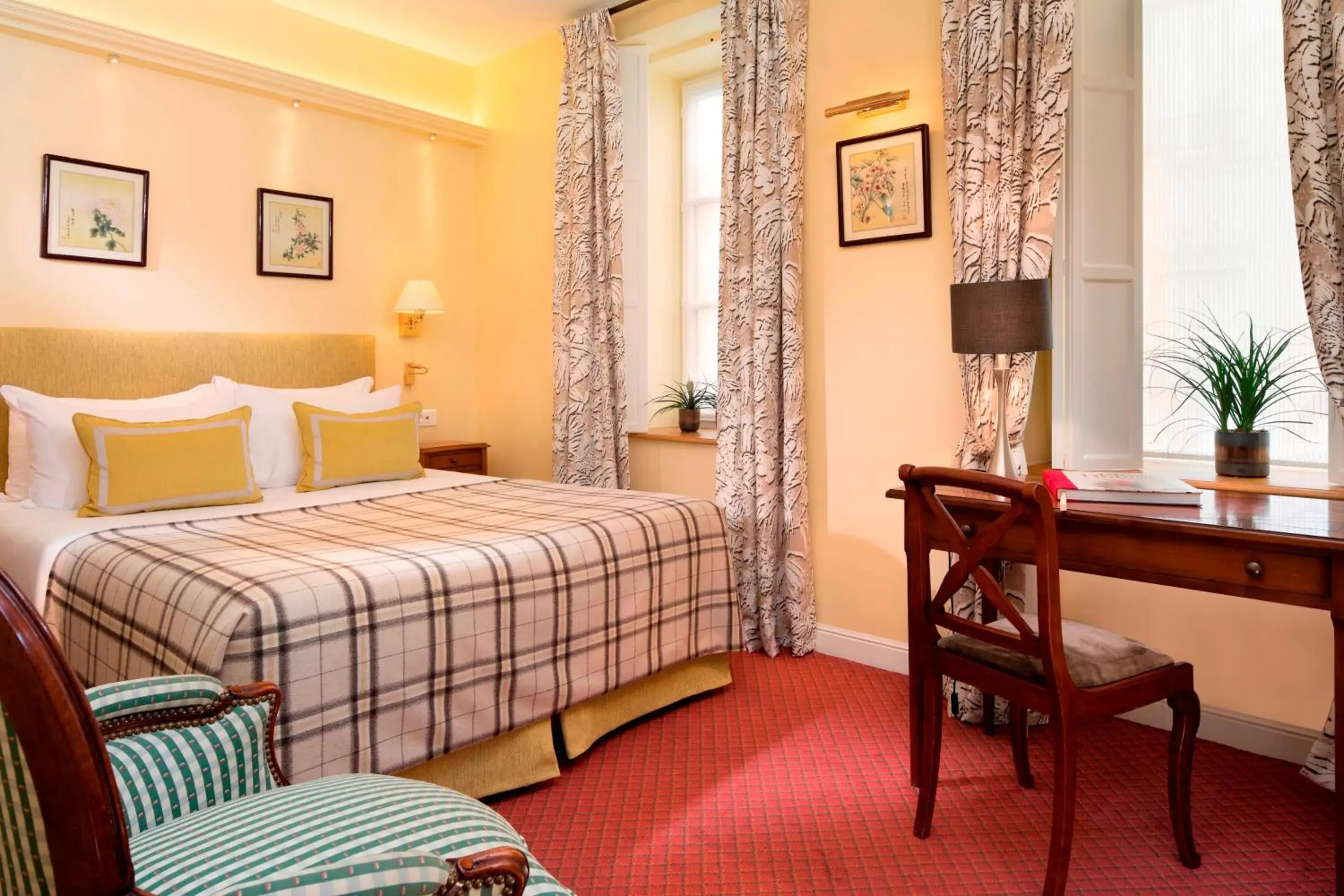 Double Room - Ground Floor in Le Relais Montmartre Double Room - Ground Floor in Le Relais Montmartre