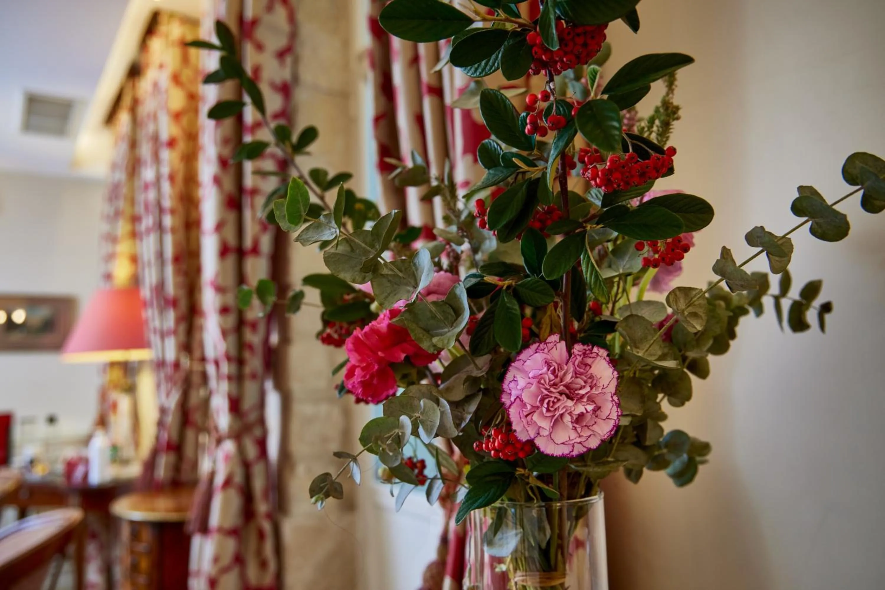 Decorative detail in Le Relais Montmartre