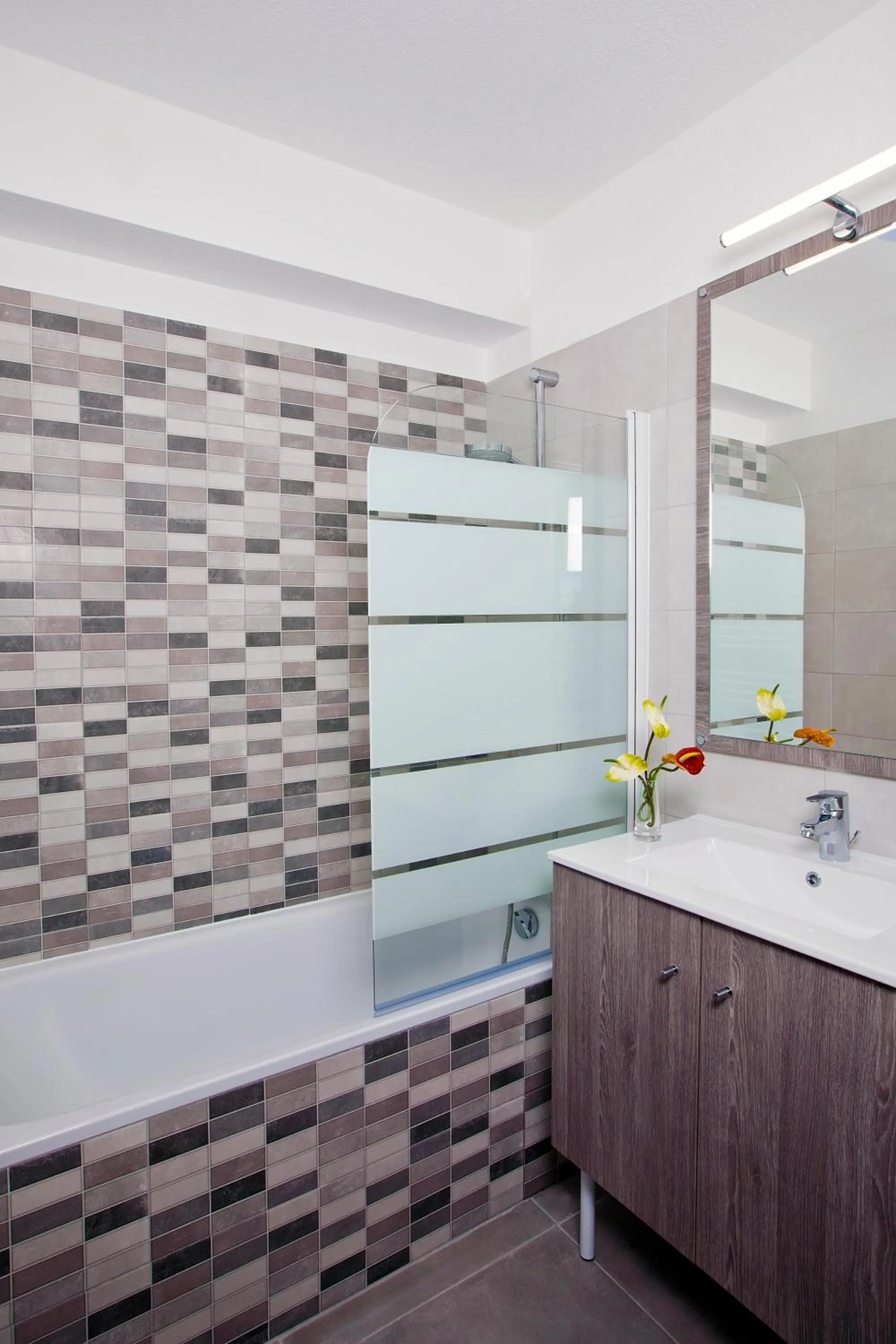 Bathroom in Residhome Lyon Gerland