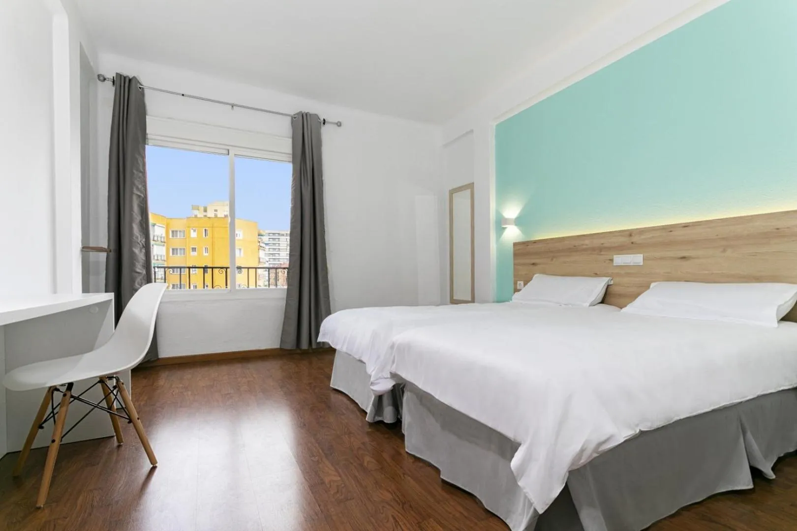 Bed in Hotel Torremolinos Centro by Croma