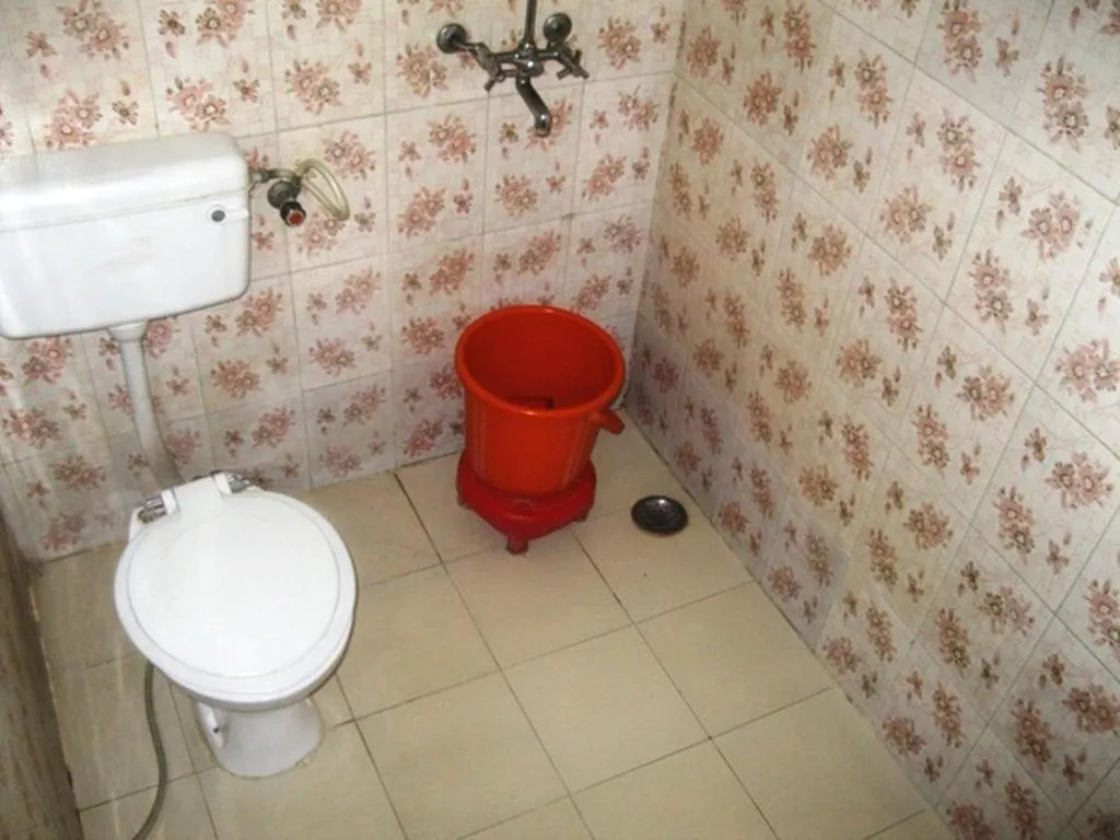 Bathroom in Hotel Ajay International