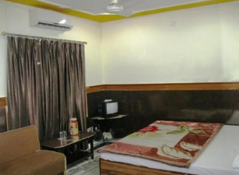 Photo of the whole room, Bed in Hotel Ajay International