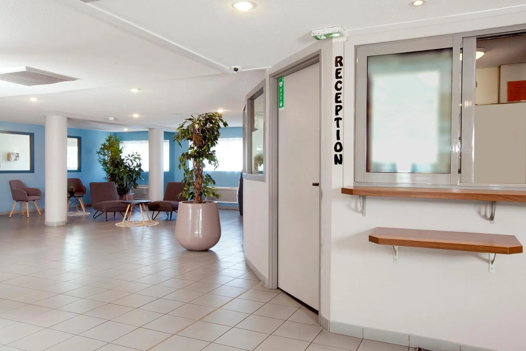 Lobby or reception in Séjours & Affaires Poitiers Lamartine