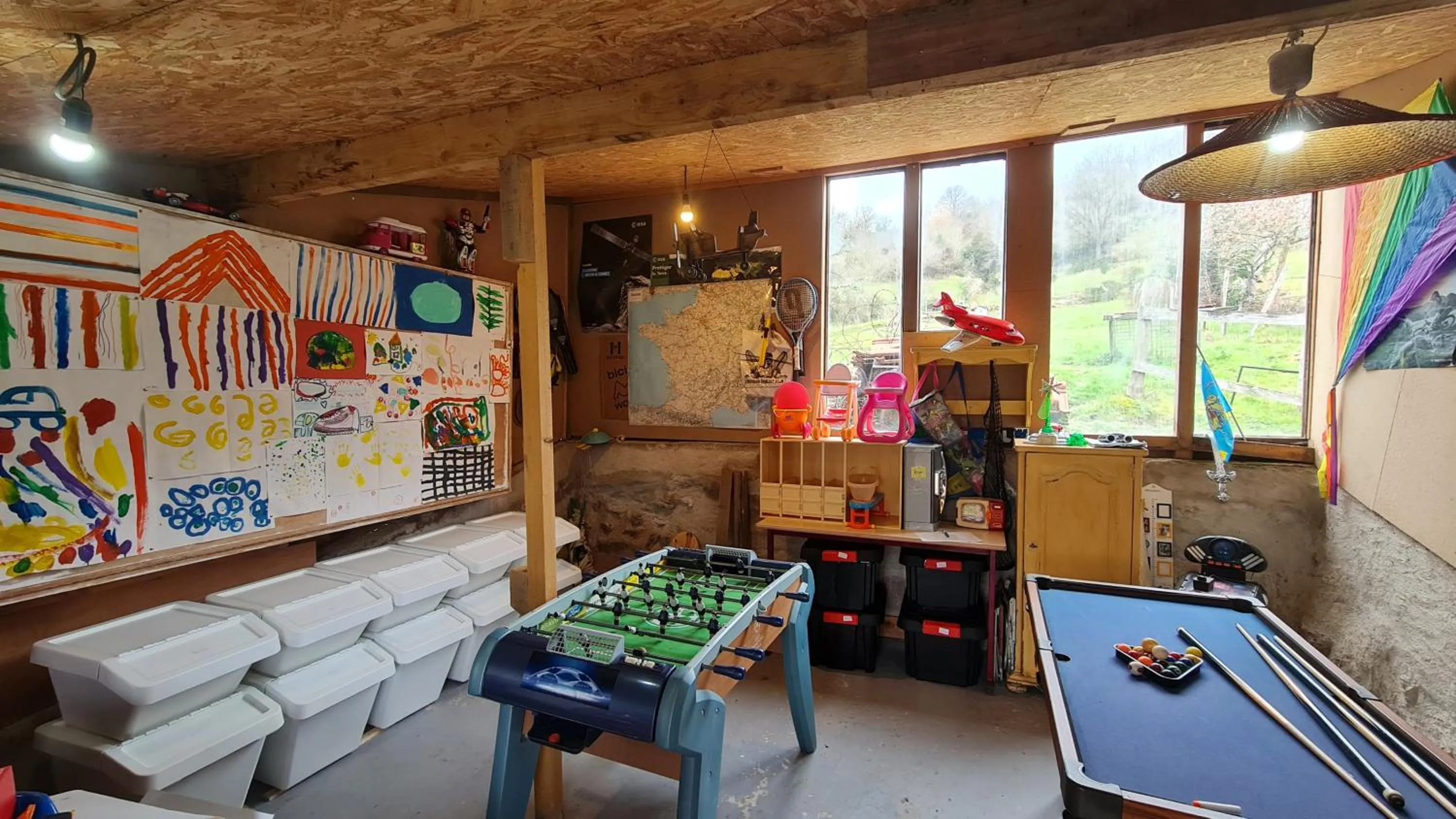 Game Room in Chambres d'Hôtes Le Plessis à Broye