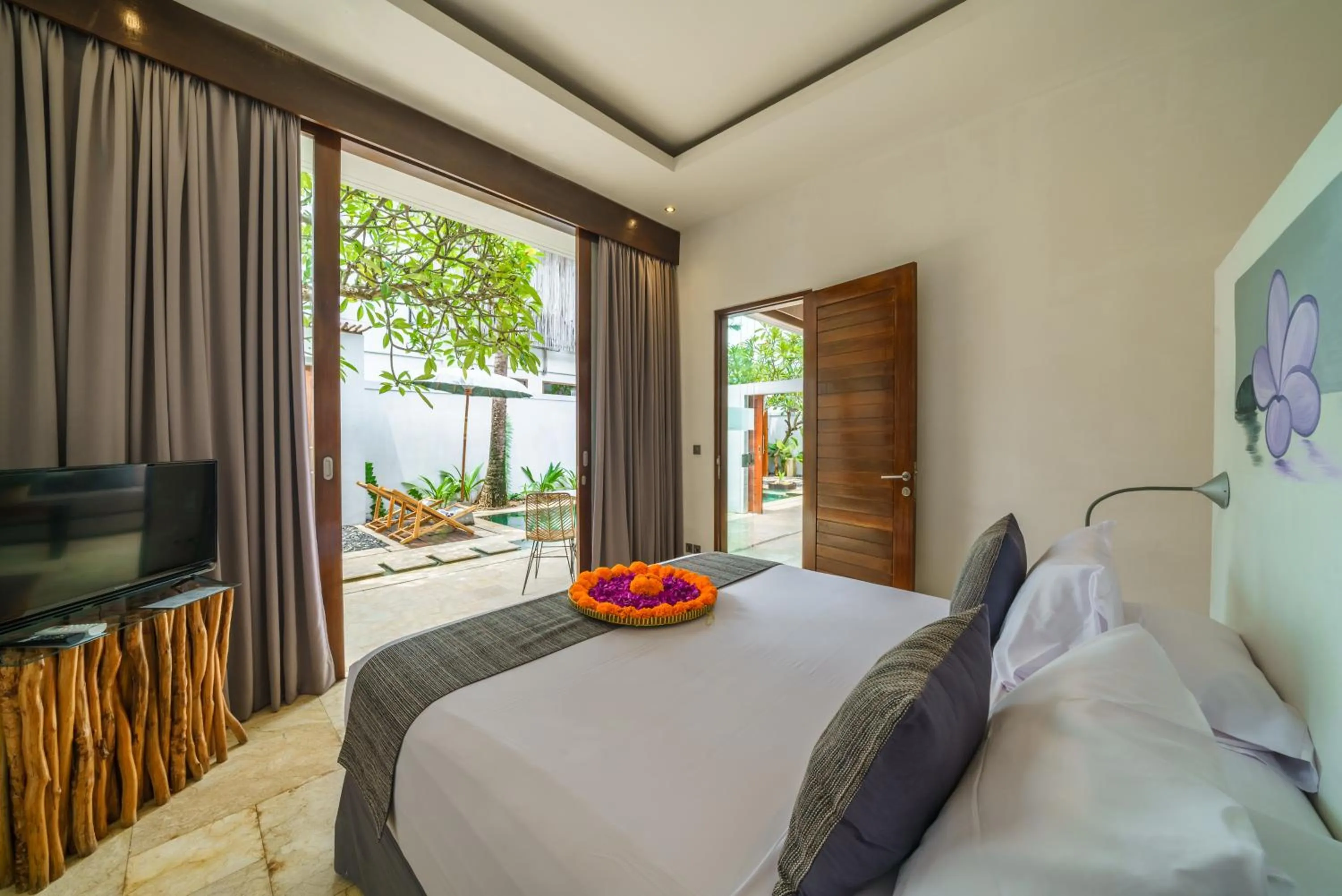 Bed in Anema Villa Seminyak