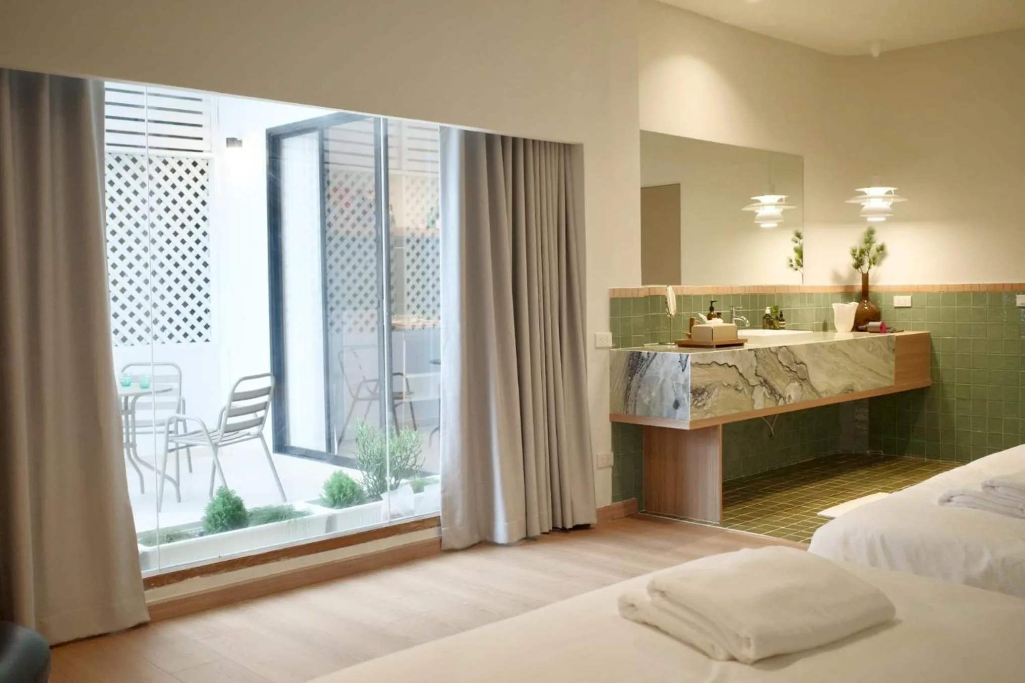 Bed in Theme Boutique Hotel Bangkok