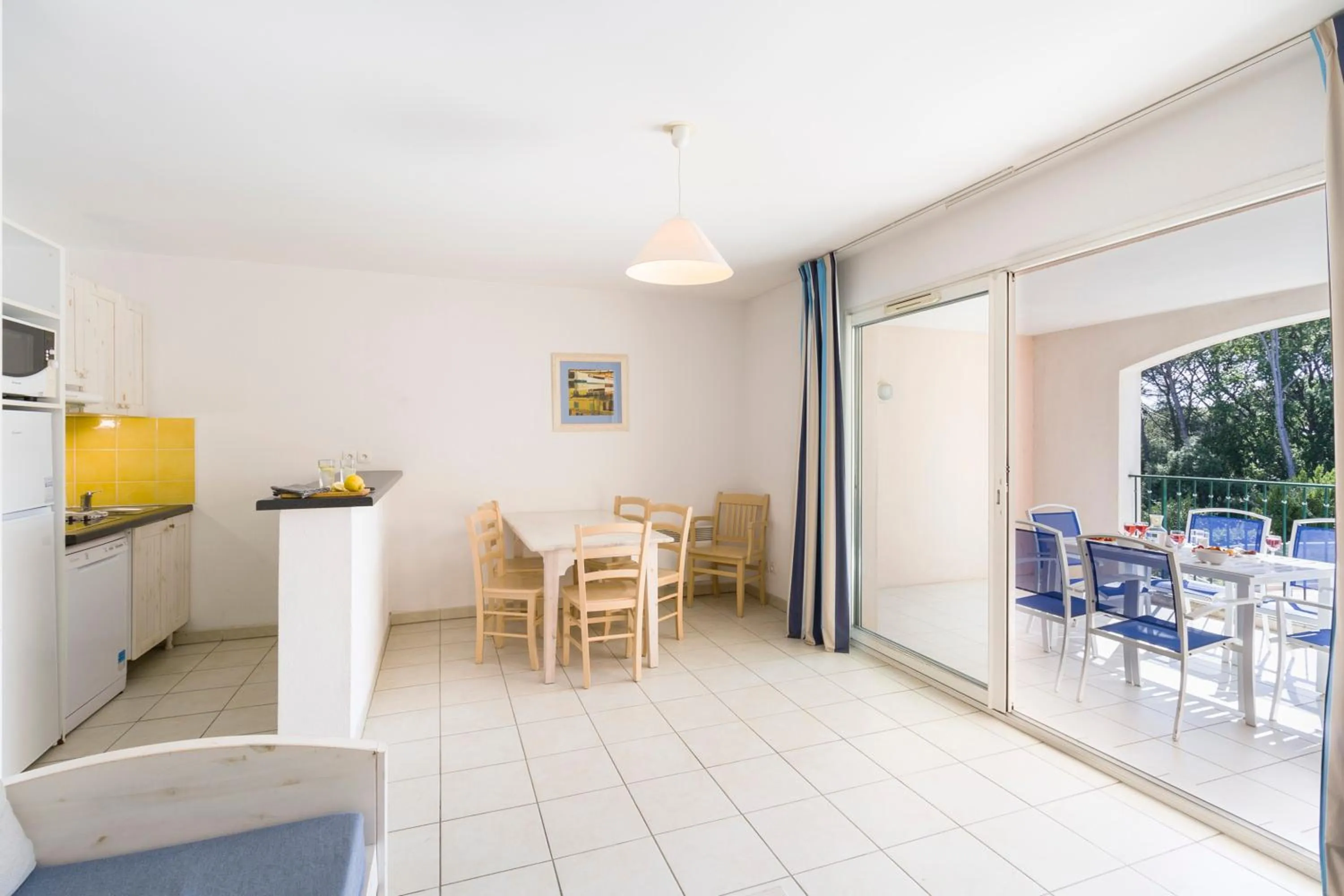 Living room in Garden & City Six-Fours-les-Plages