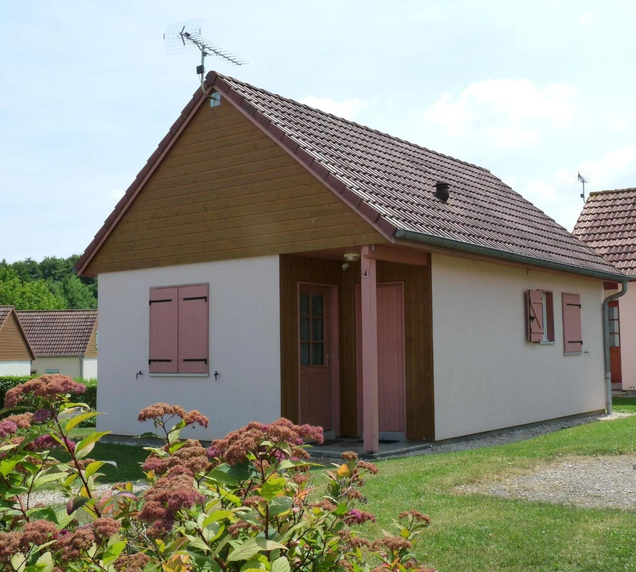 Facade/entrance in Marina Holyder