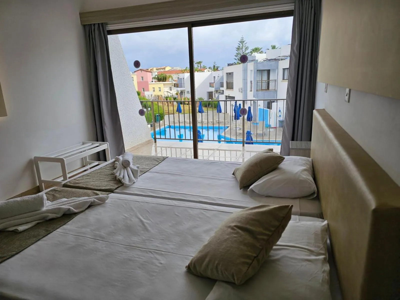 Penelope Beach Hotel Apts