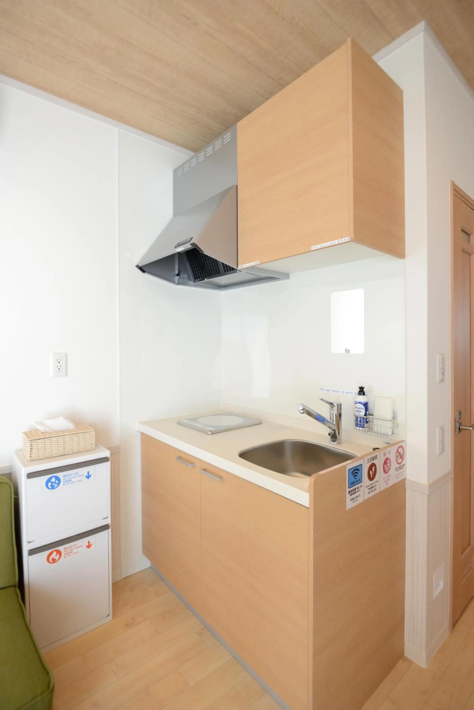 Kitchen or kitchenette in Mt Fuji Glamping TOURIST VILLA Kawaguchiko