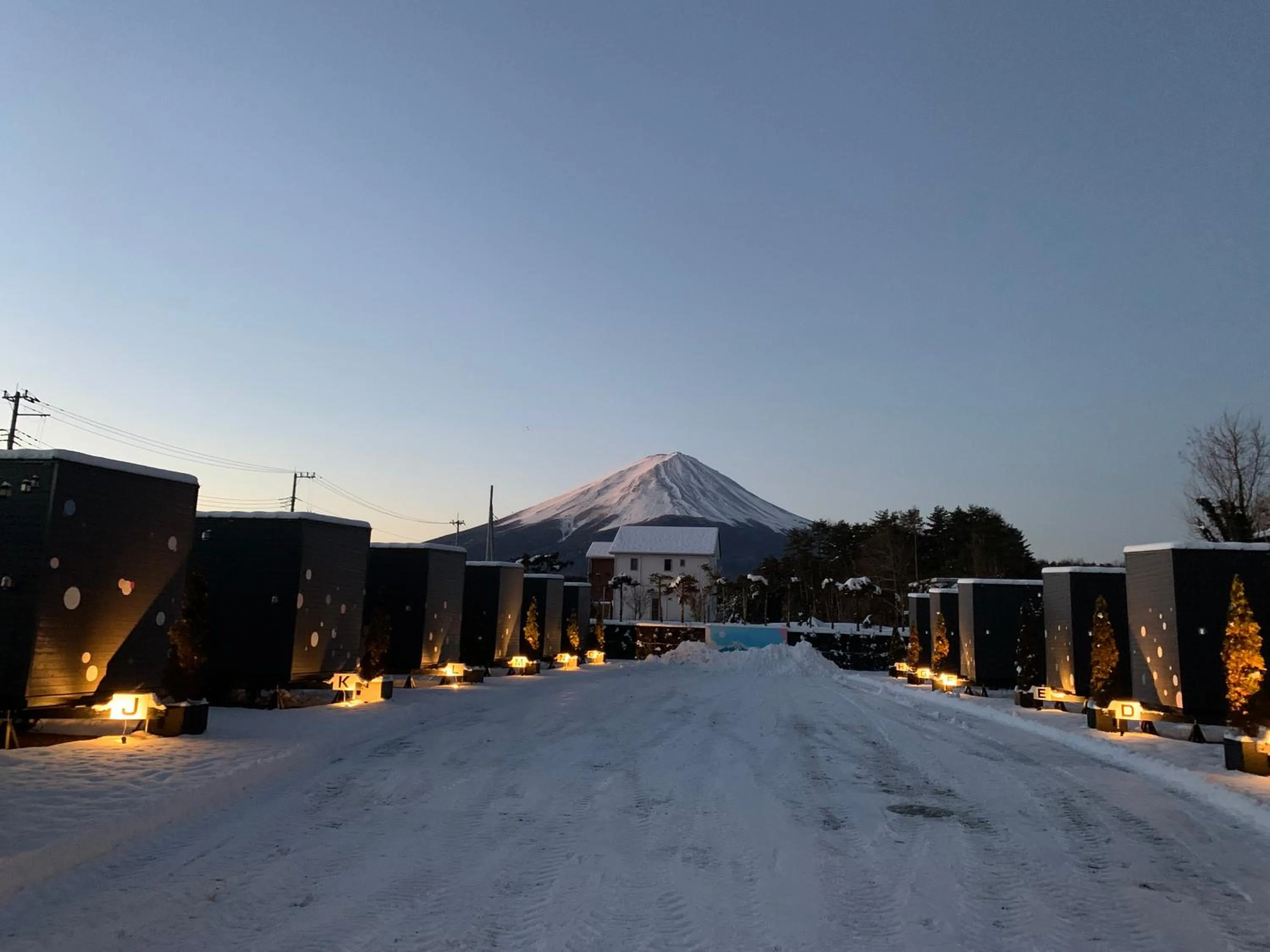Winter in Mt Fuji Glamping TOURIST VILLA Kawaguchiko