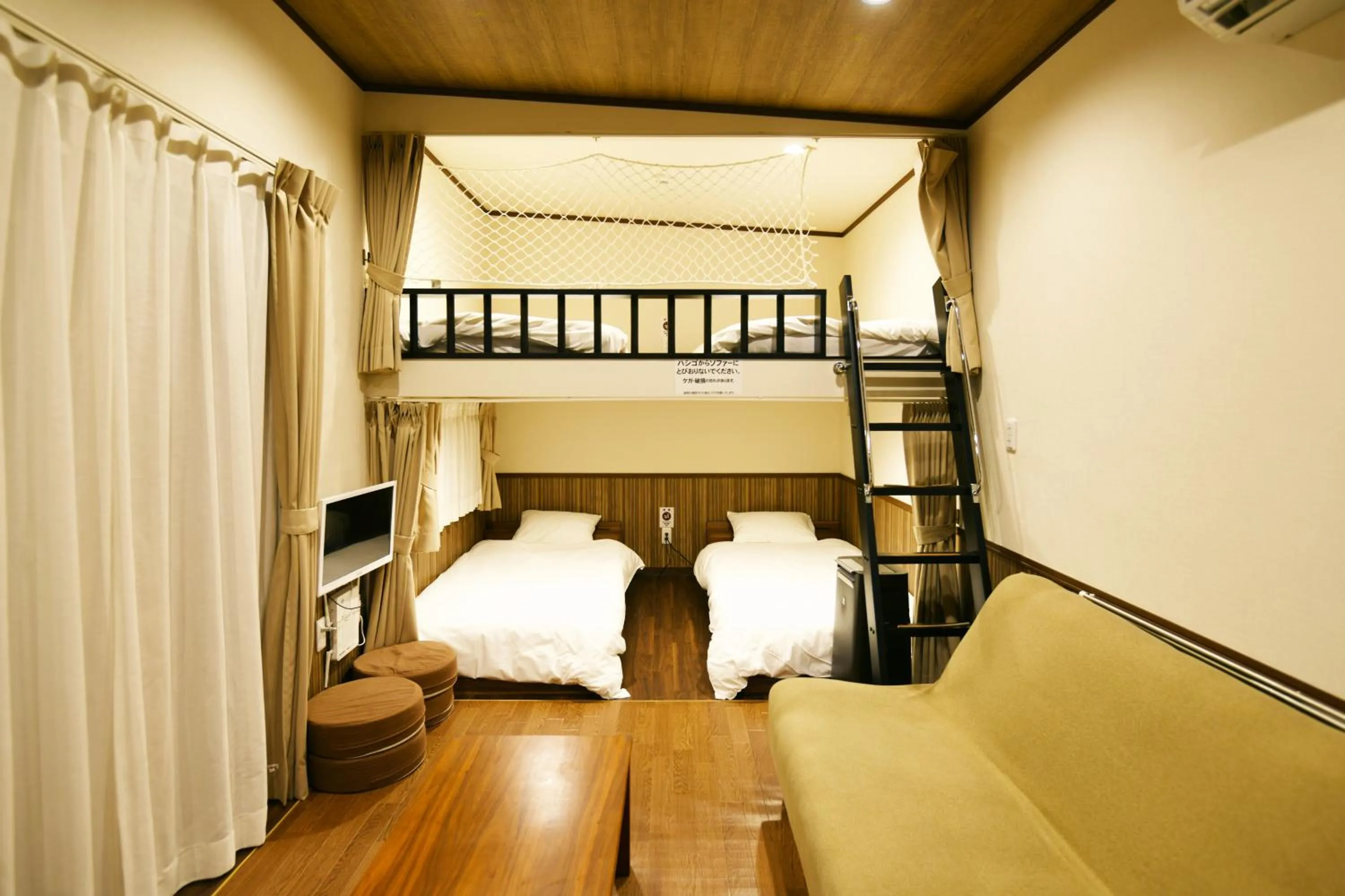 Photo of the whole room, Bed in Mt Fuji Glamping TOURIST VILLA Kawaguchiko
