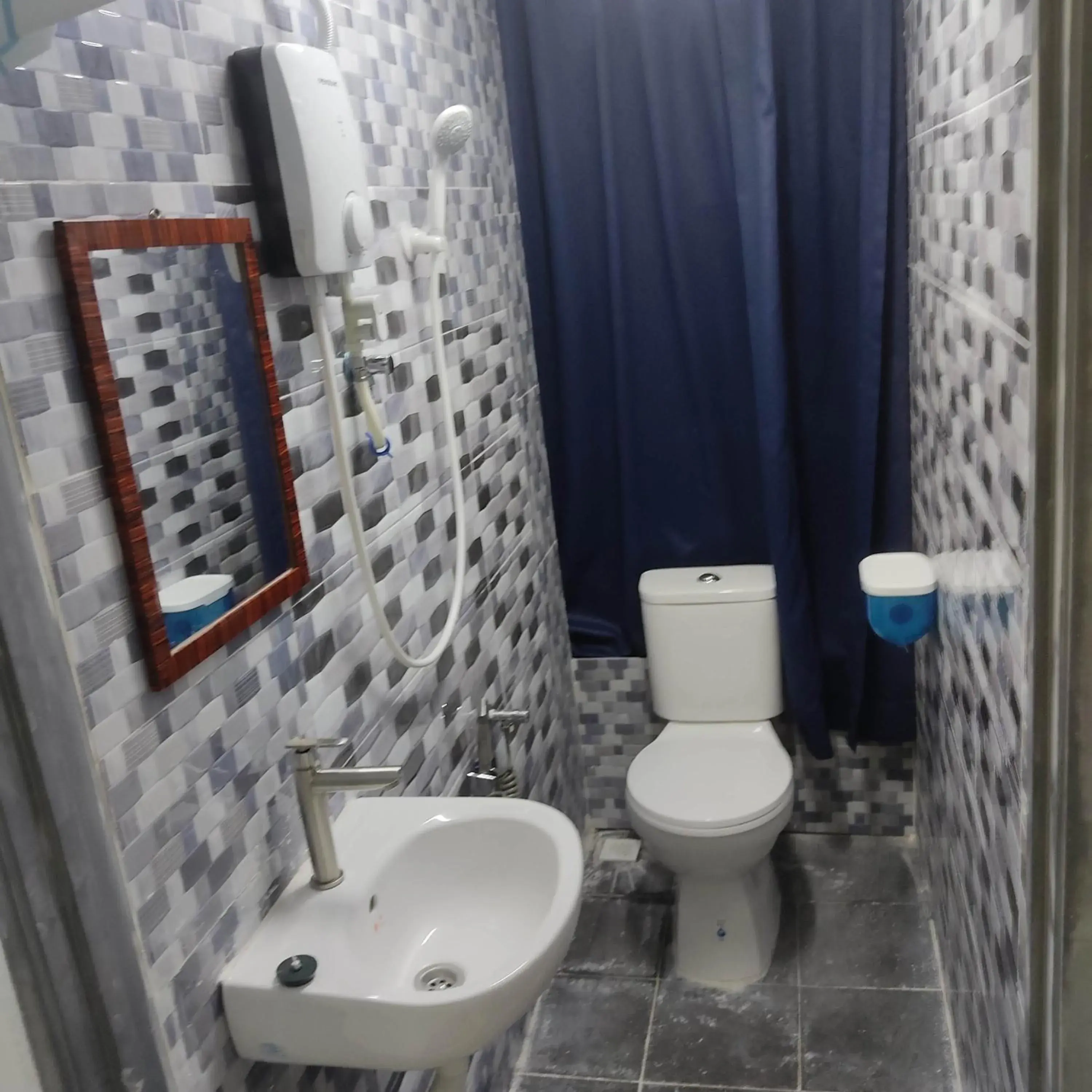 Small Double Room - single occupancy in WeJDAN INN BALIK PULAU, PENANG ISLAND Small Double Room - single occupancy in WeJDAN INN BALIK PULAU, PENANG ISLAND