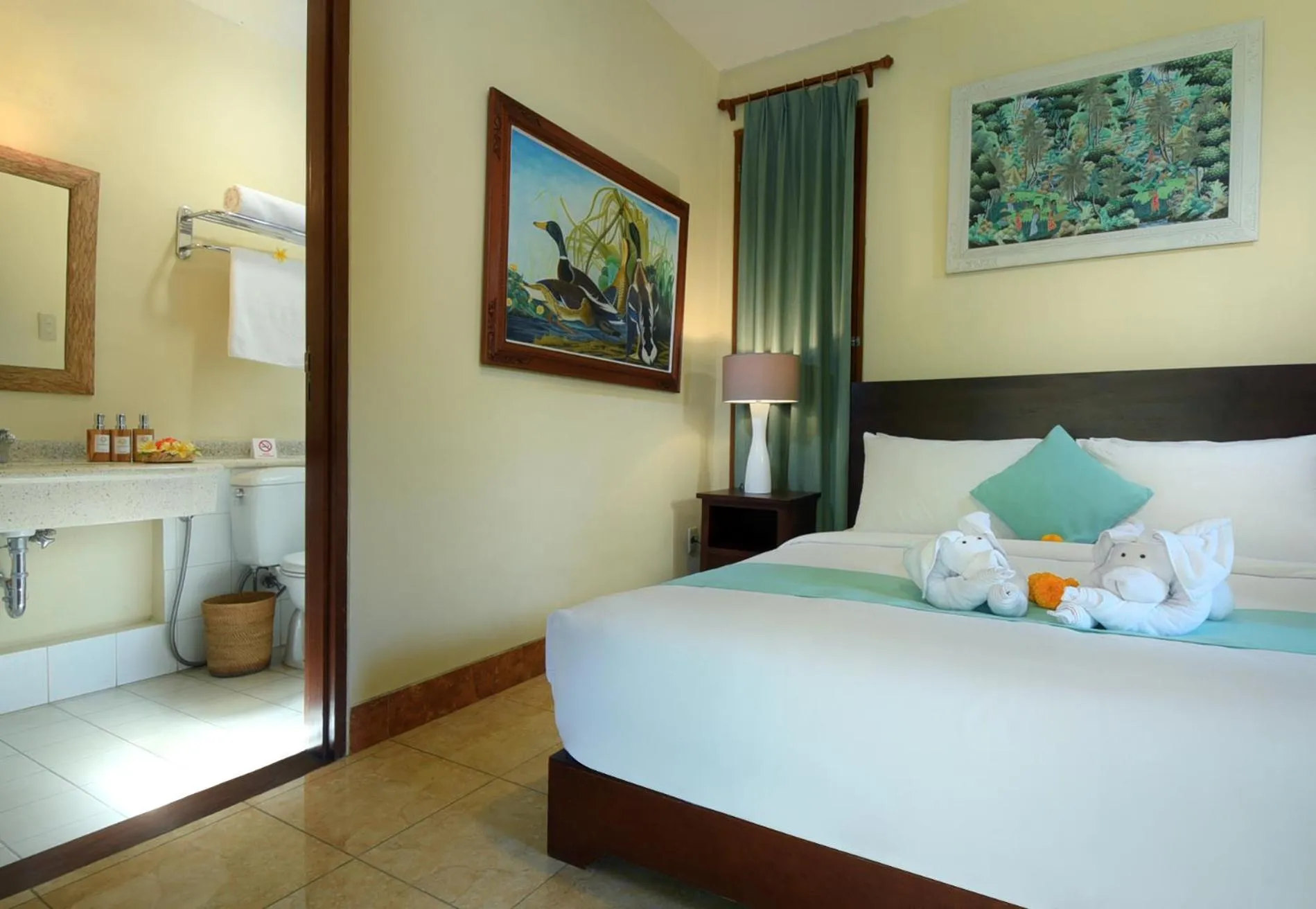 Bed in Rumah Ganesha Ubud