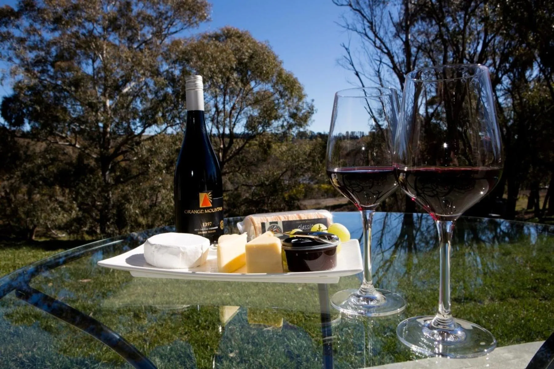 Patio in Lakeview Luxury Retreat