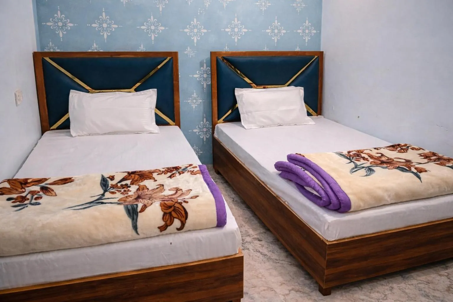 Bed in Mahamaya Guest House