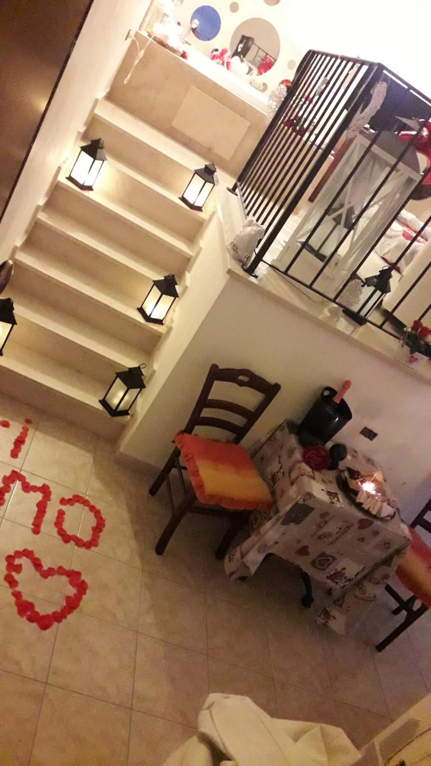 Swimming pool, Bed in B&b De Mauro