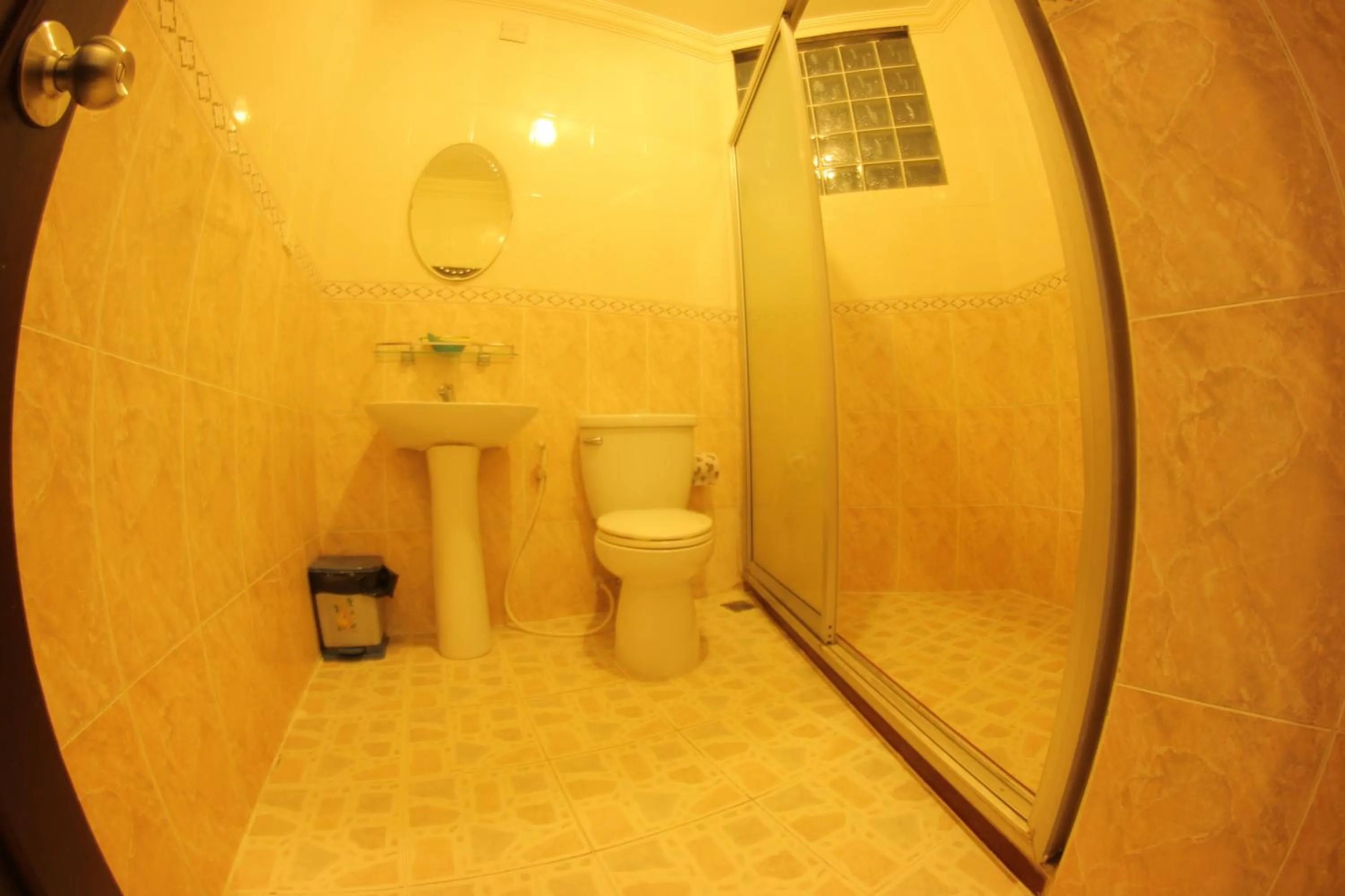 Bathroom in Golden Noura Villa-Pub & Restaurant