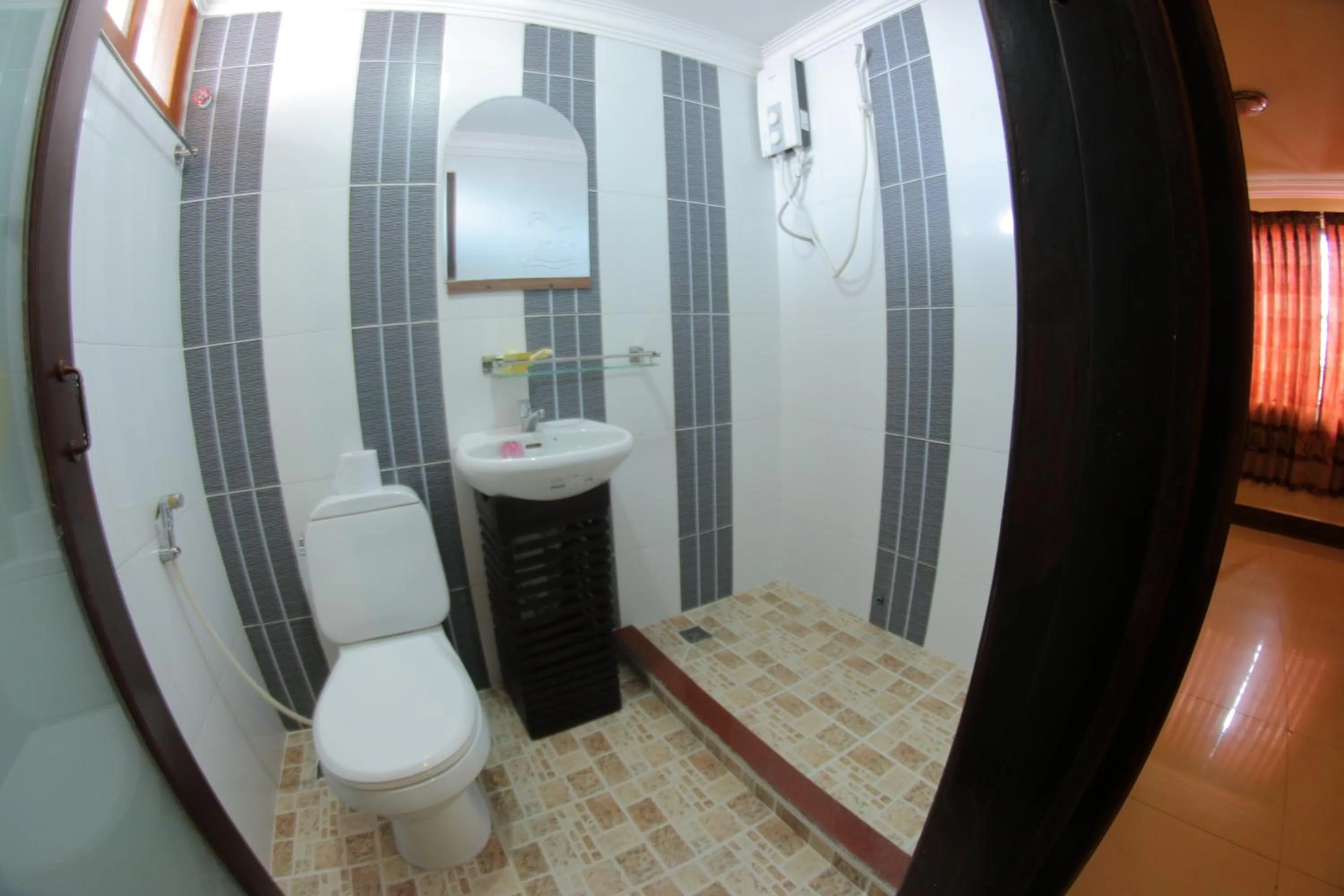 Bathroom in Golden Noura Villa-Pub & Restaurant