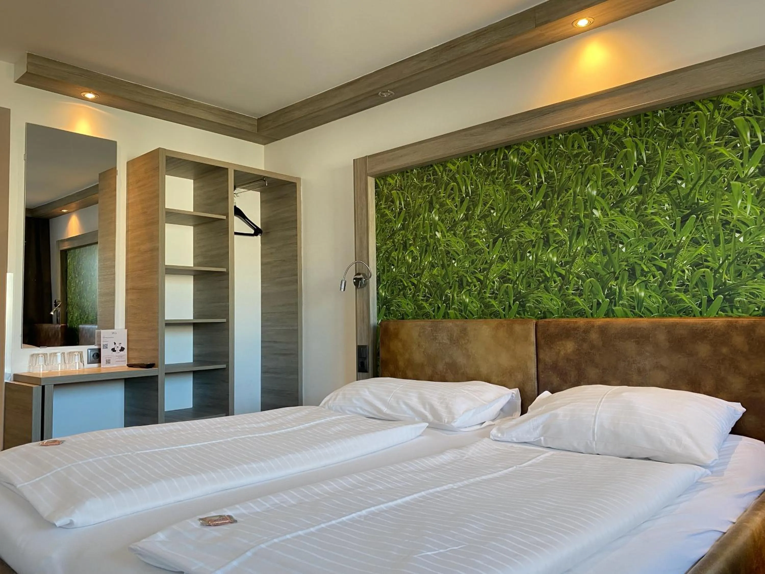 Bed in Smart Hotel Schönbrunn with free parking