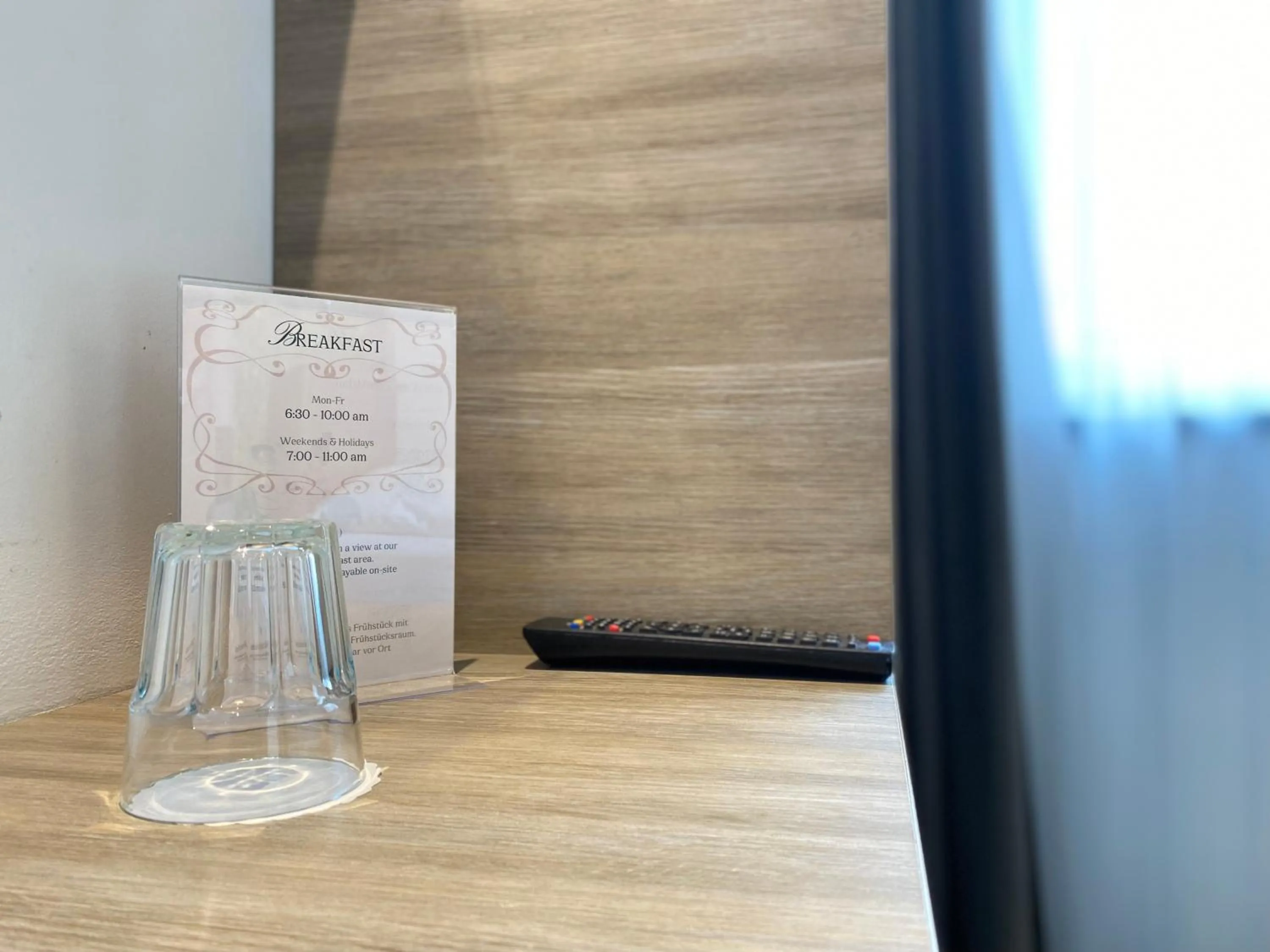 Smart Hotel Schönbrunn with free parking