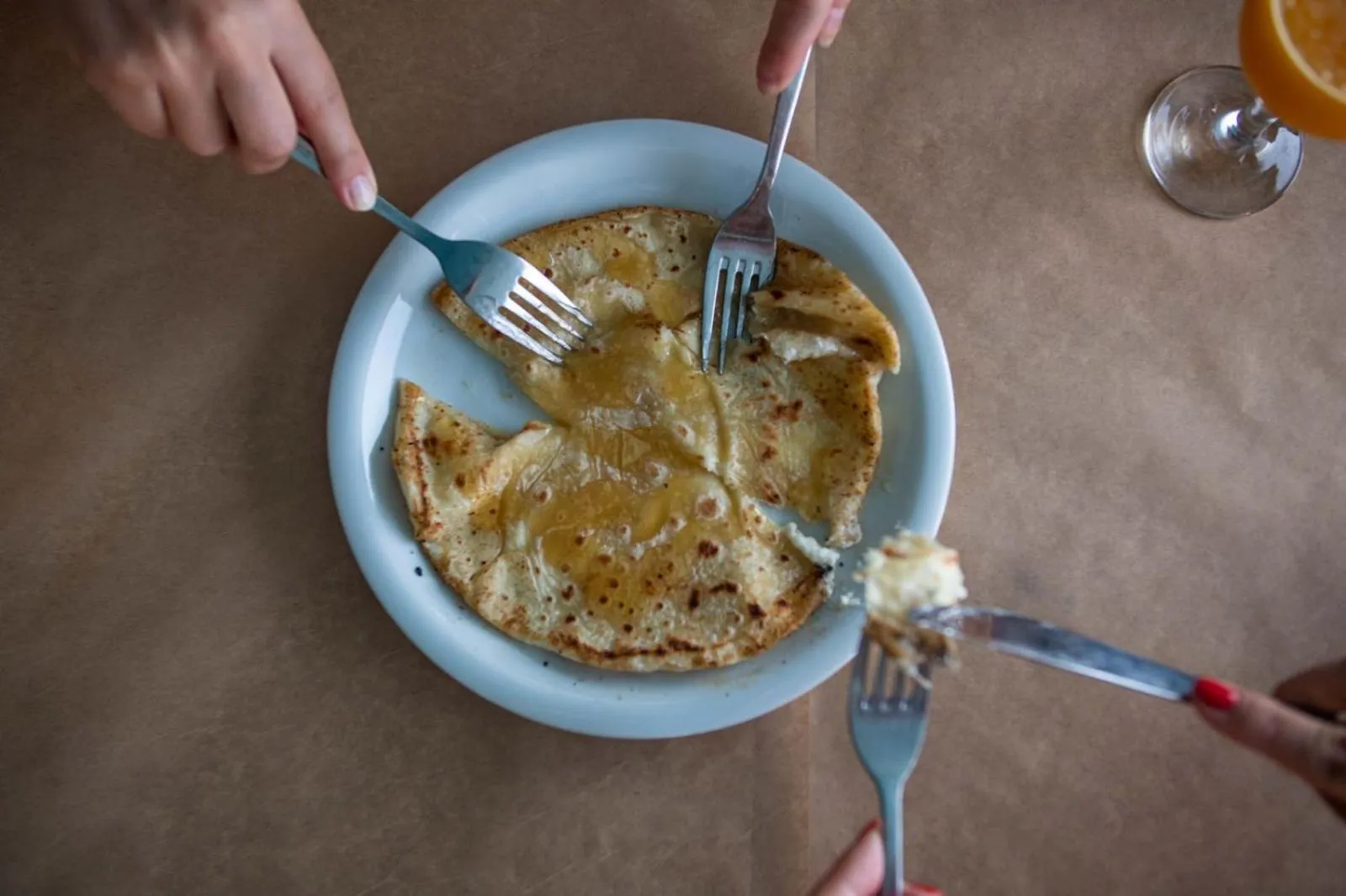 Breakfast in Samaria by the Sea
