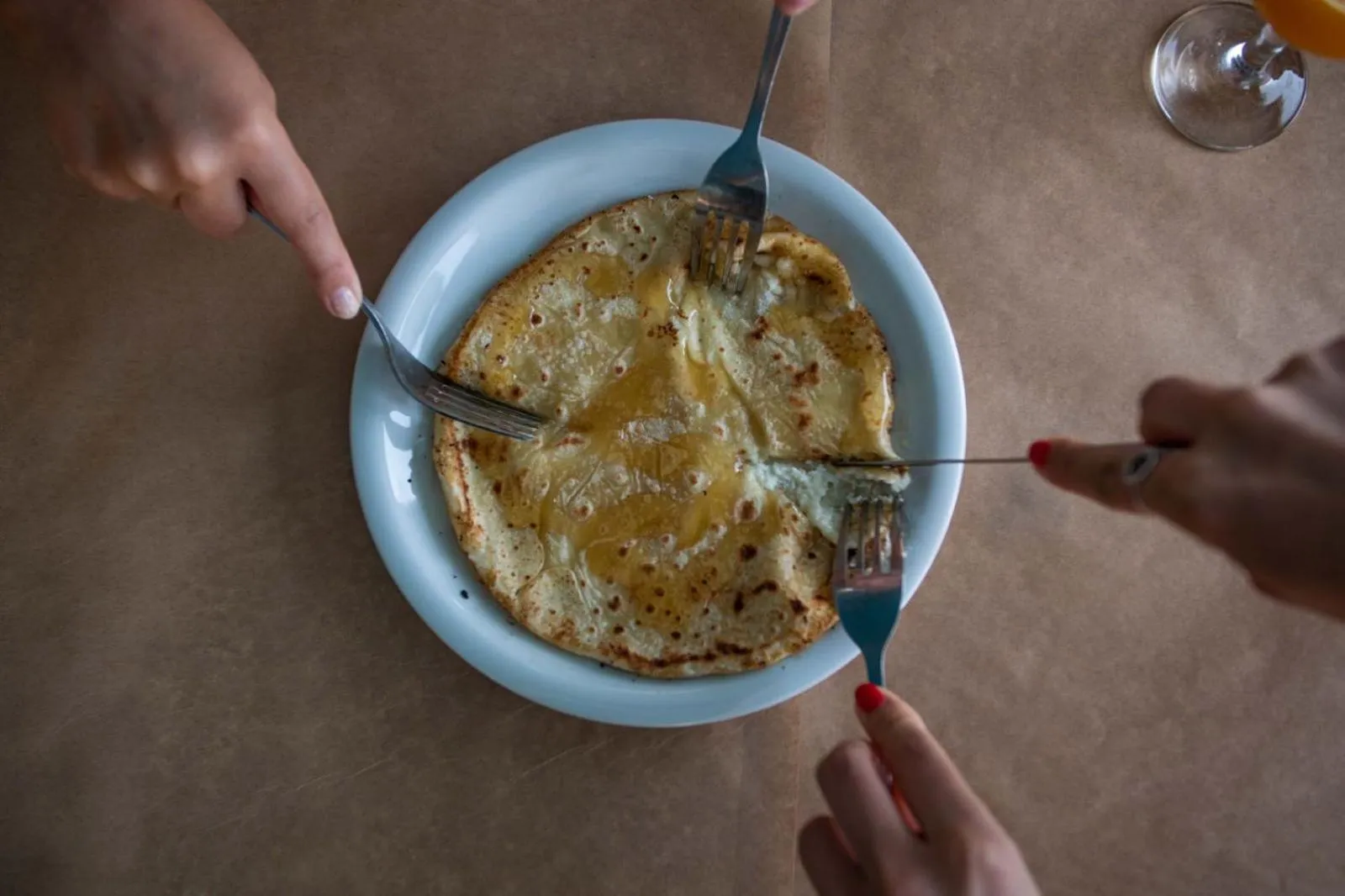 Breakfast in Samaria by the Sea