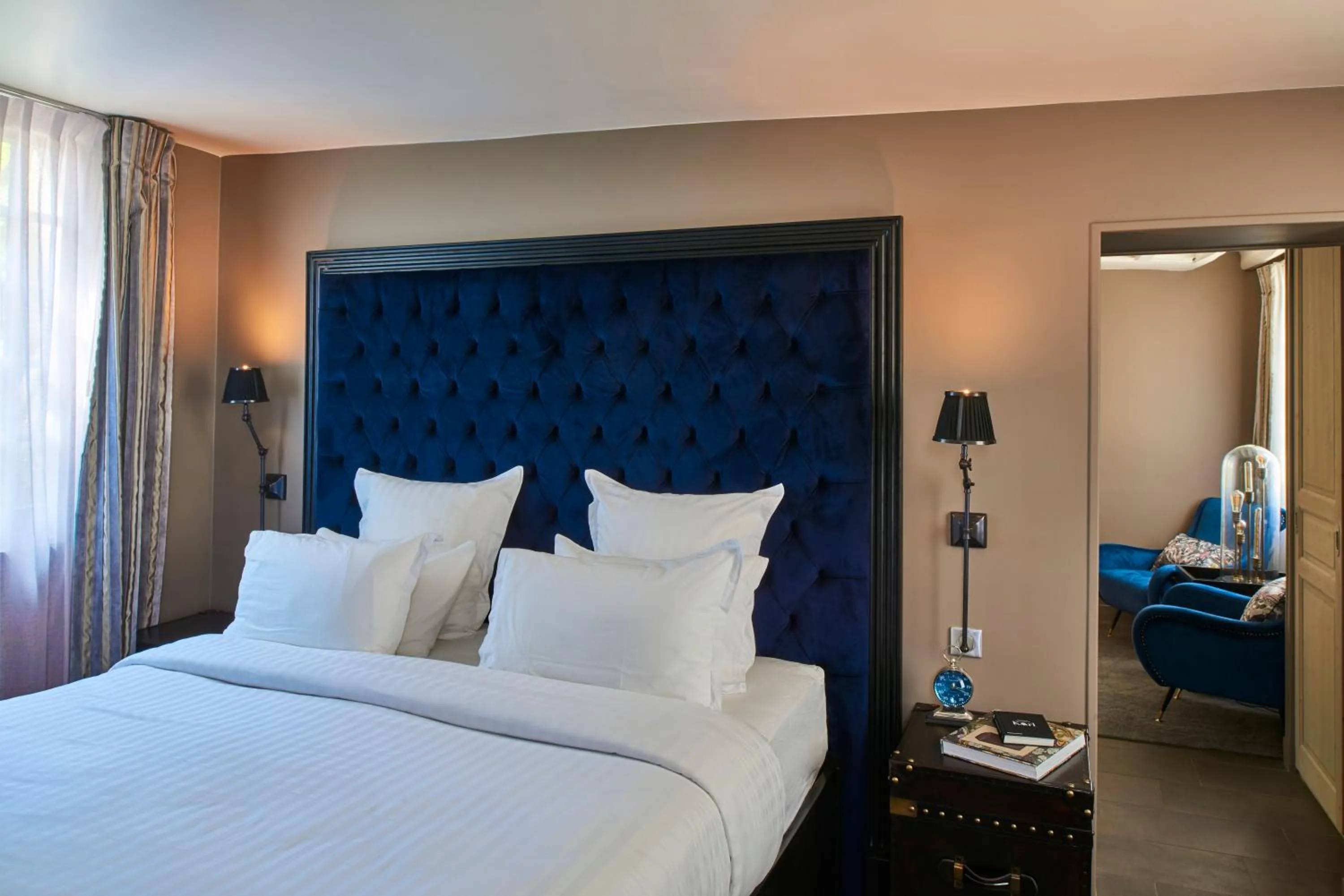 Bed in Moulin Royale