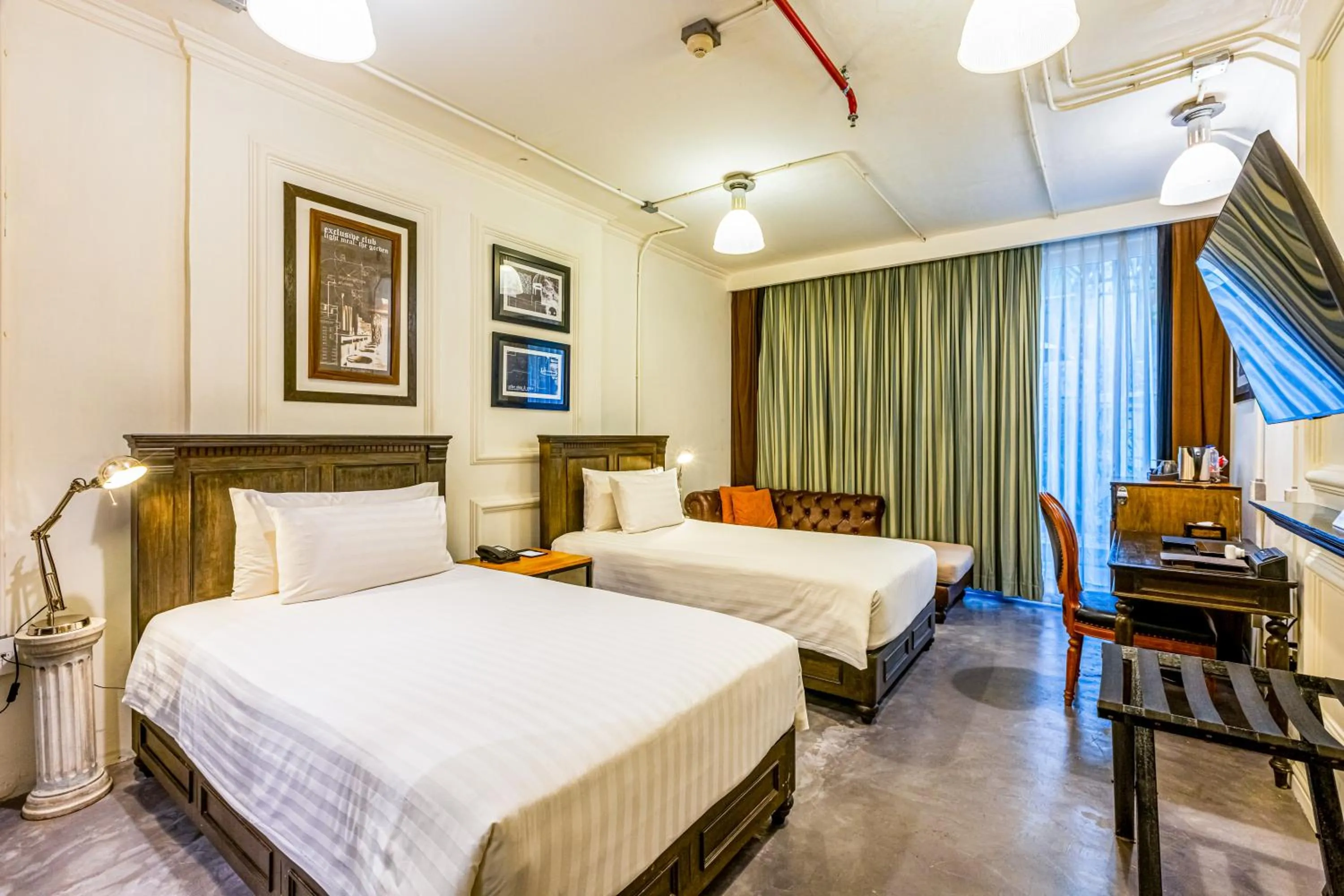 Bedroom, Bed in Pattaya Modus Beachfront Resort